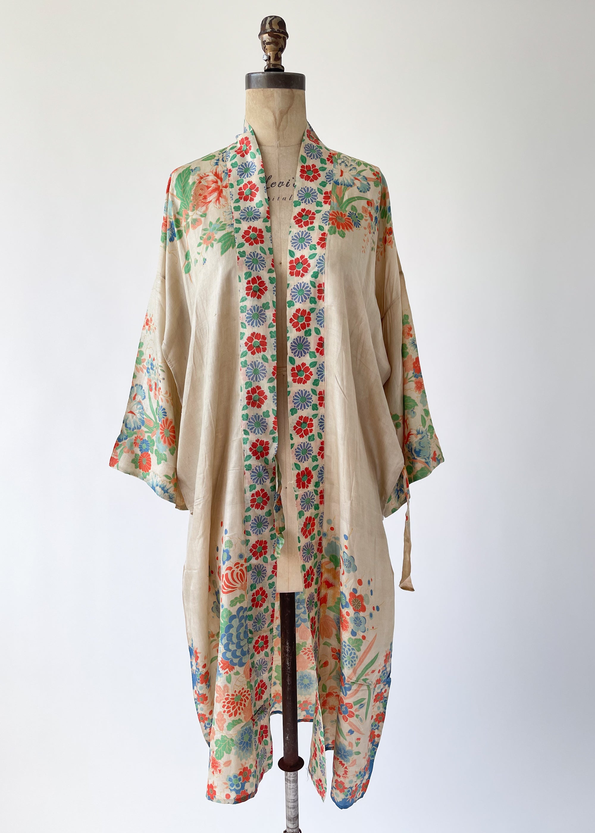 Vintage 1920s Floral Pongee Silk Tie Waist Robe