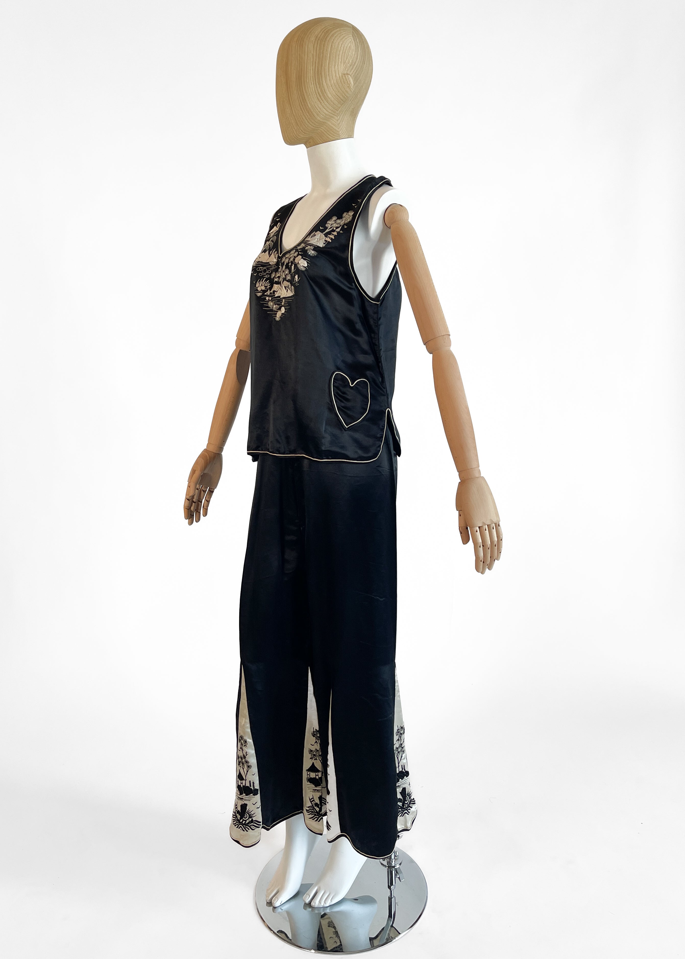 1920s Embroidered Silk Lounging Pajamas