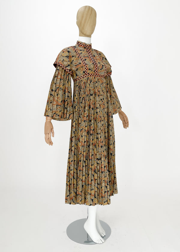 Fabulous 1970s Bill Gibb Red Woven Floral Print Silk Jacket w Matching High Slit Skirt