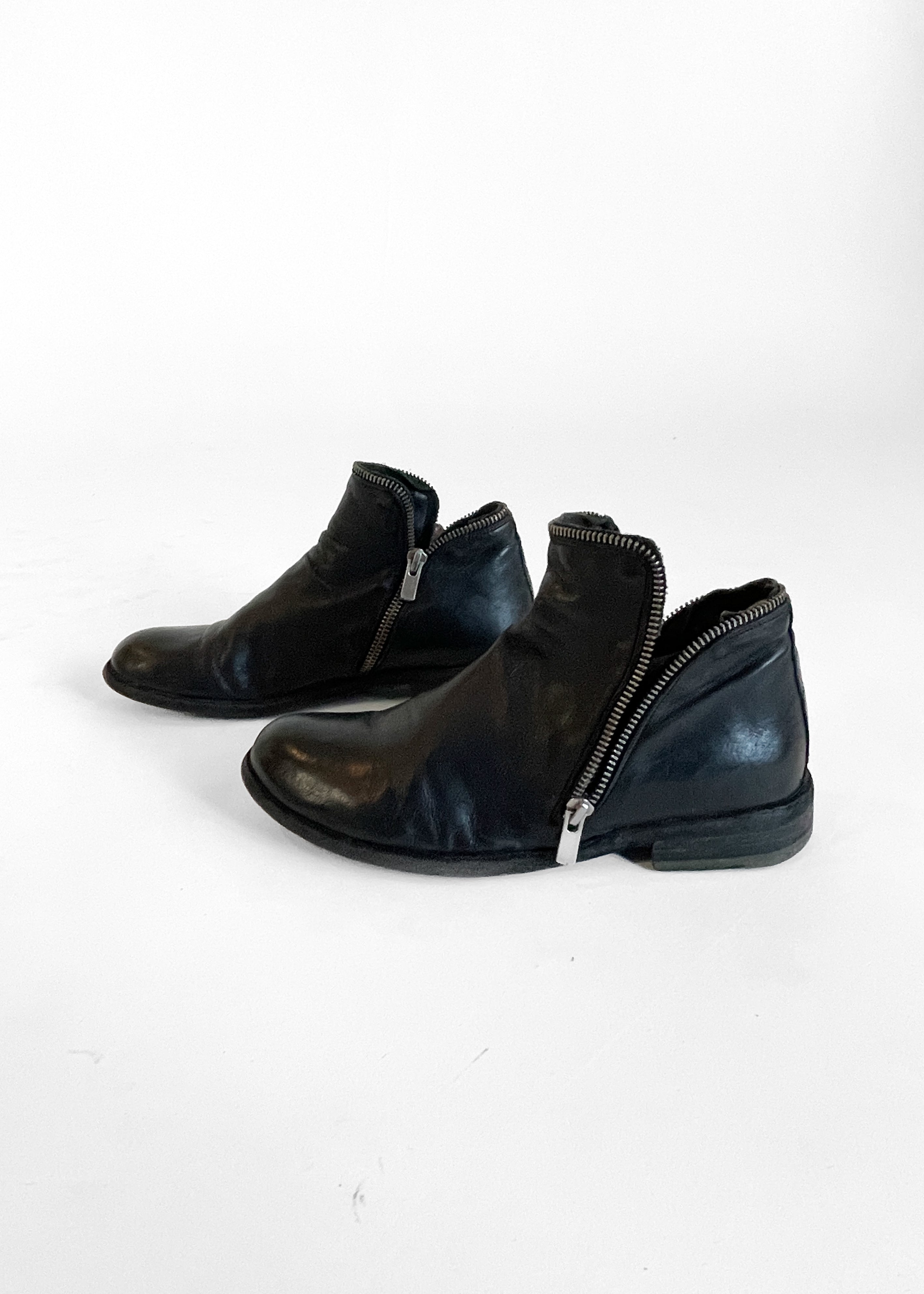 Officine Creative Zipper Ankle Boots