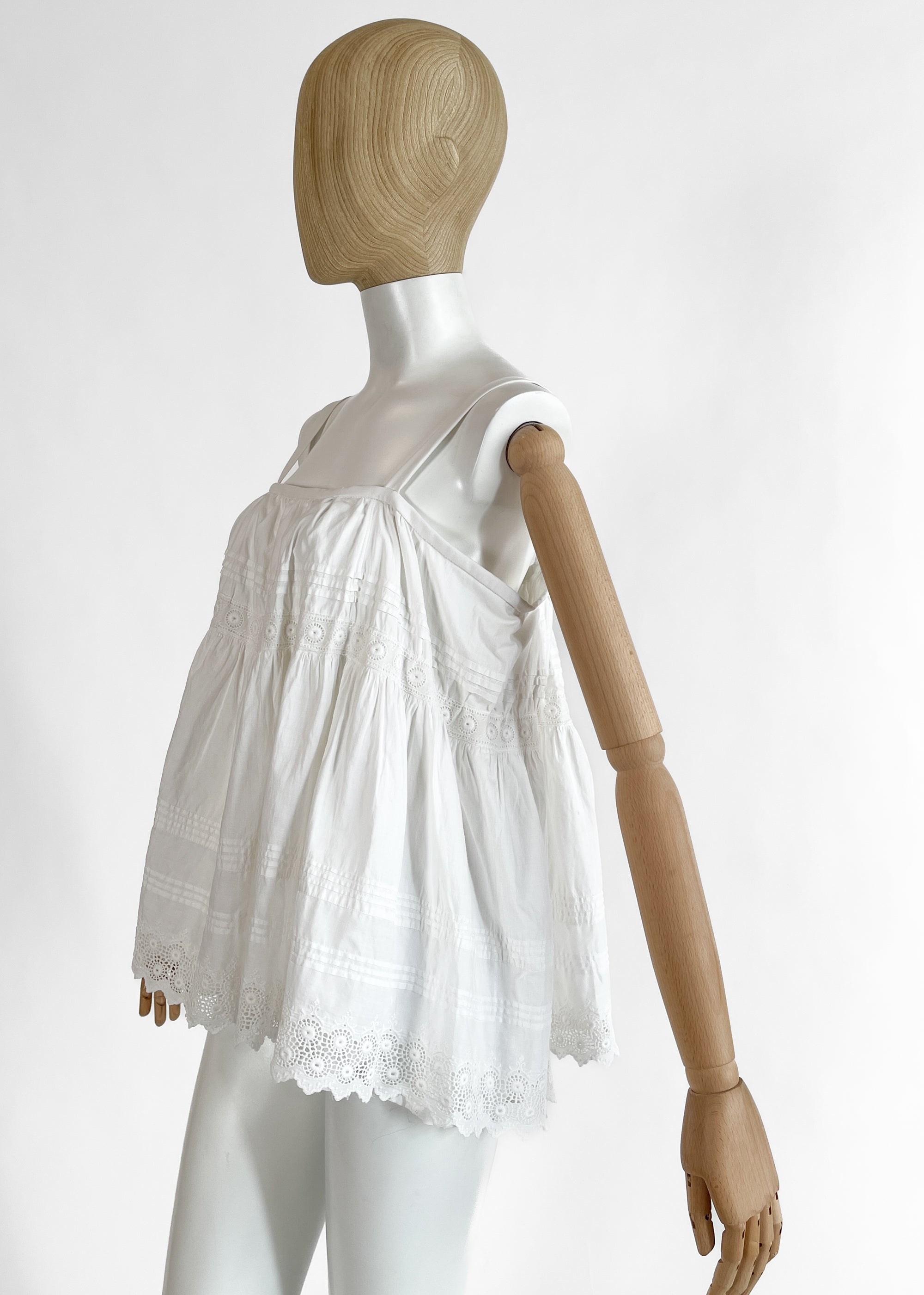 REMARCHER Antique Cotton and Lace Top