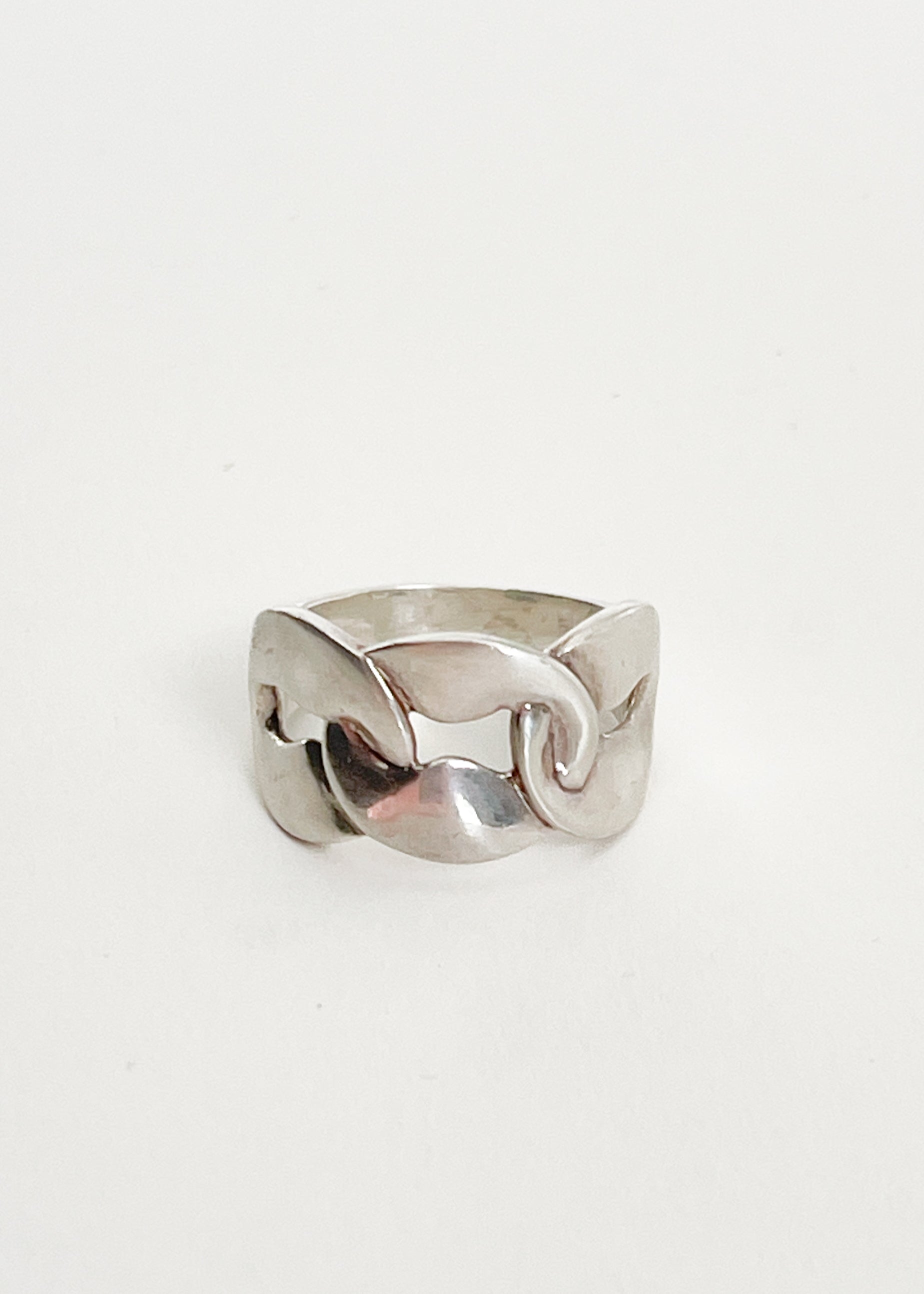 Vintage 1970s Silver Knot Ring
