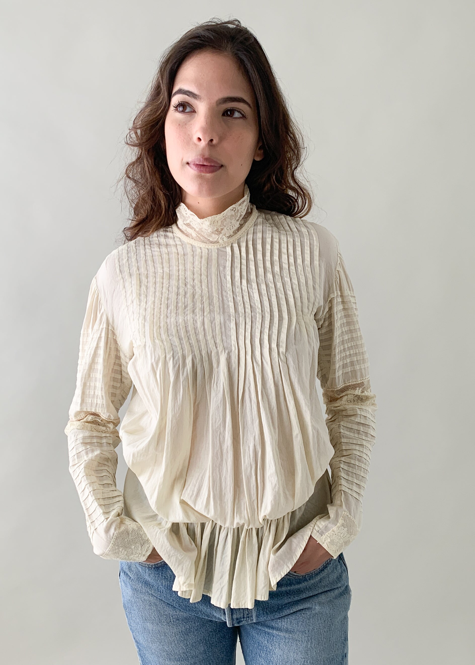 Antique 1890s Cotton and Lace Blouse