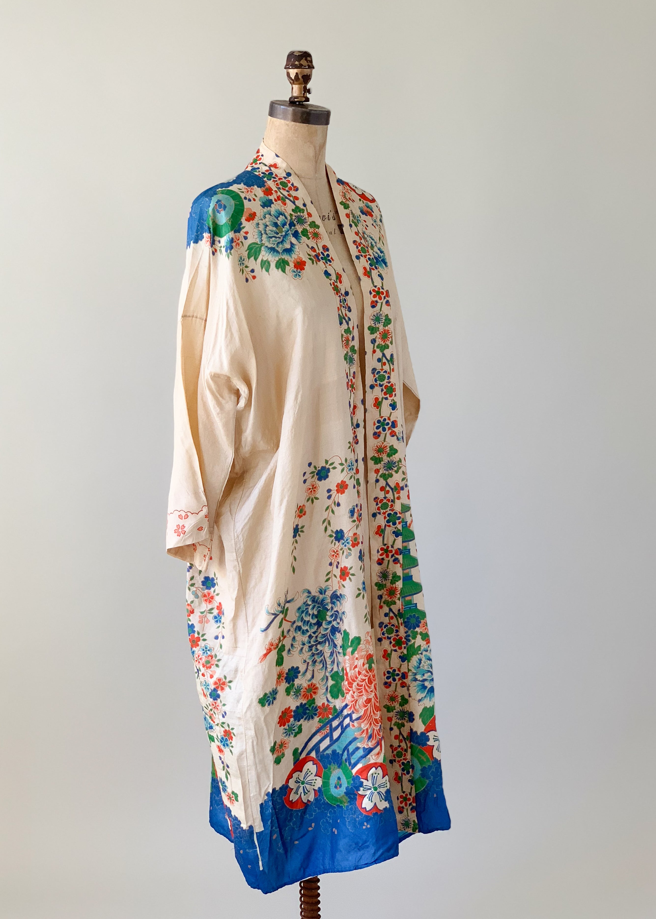 Vintage Pongee Silk Kimono Robe