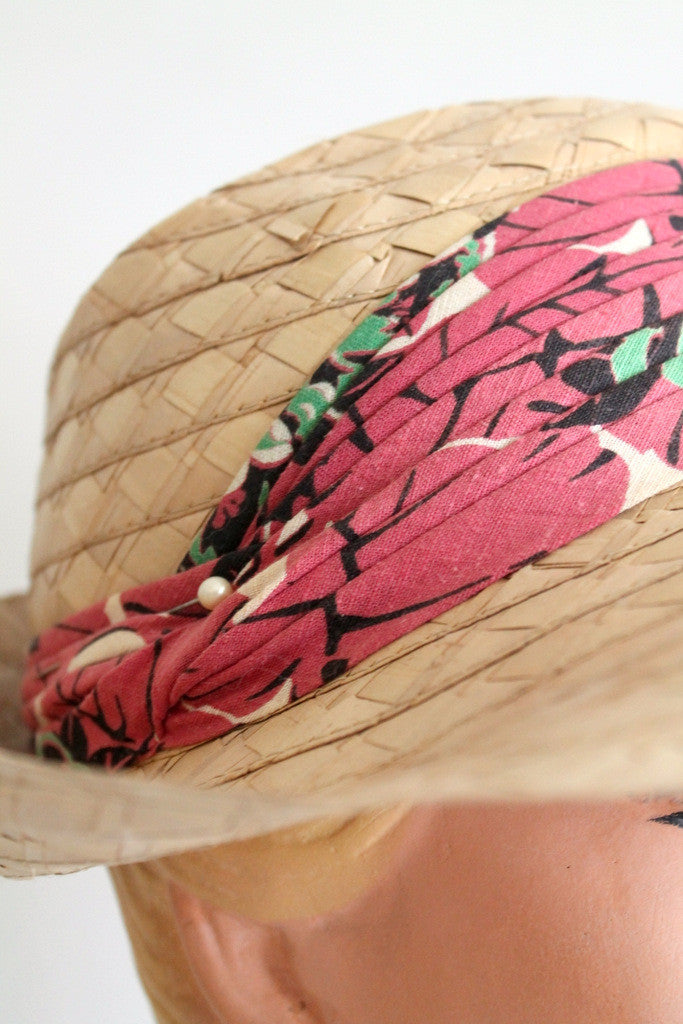 Vintage 1940s straw fedora