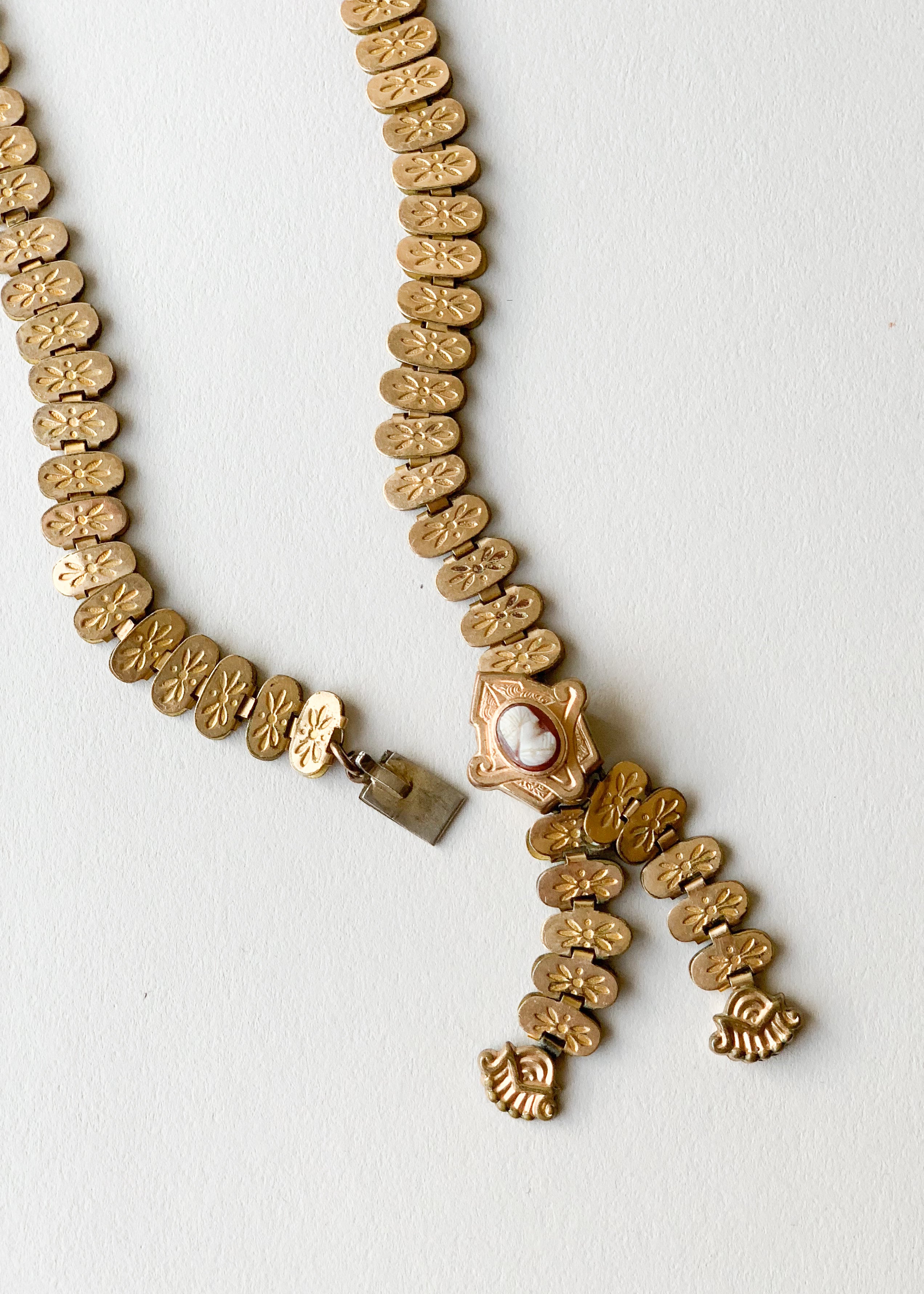 Vintage 1930s Victorian Revival Cameo Necklace