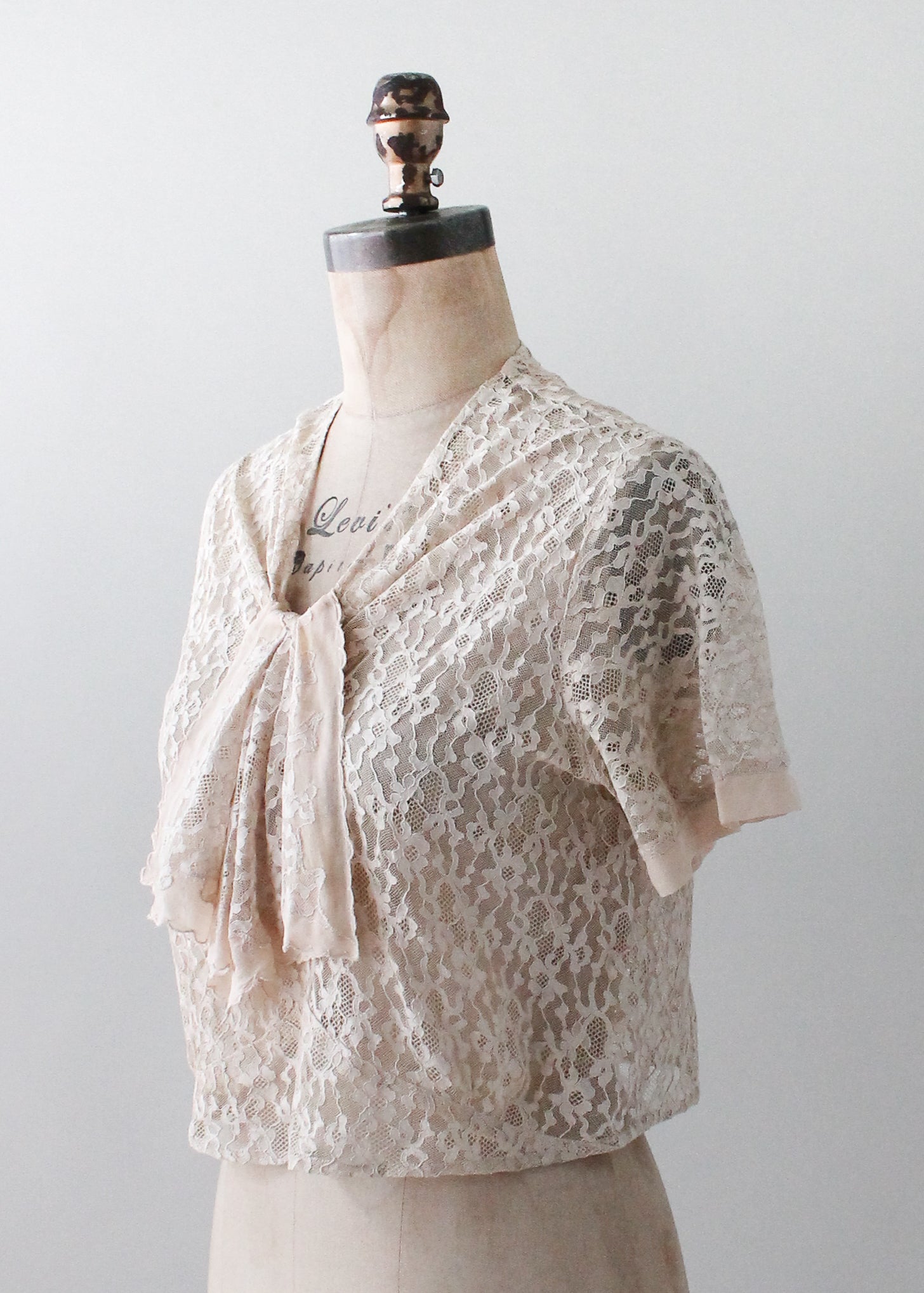 Vintage 1930s Jabot Lace Top