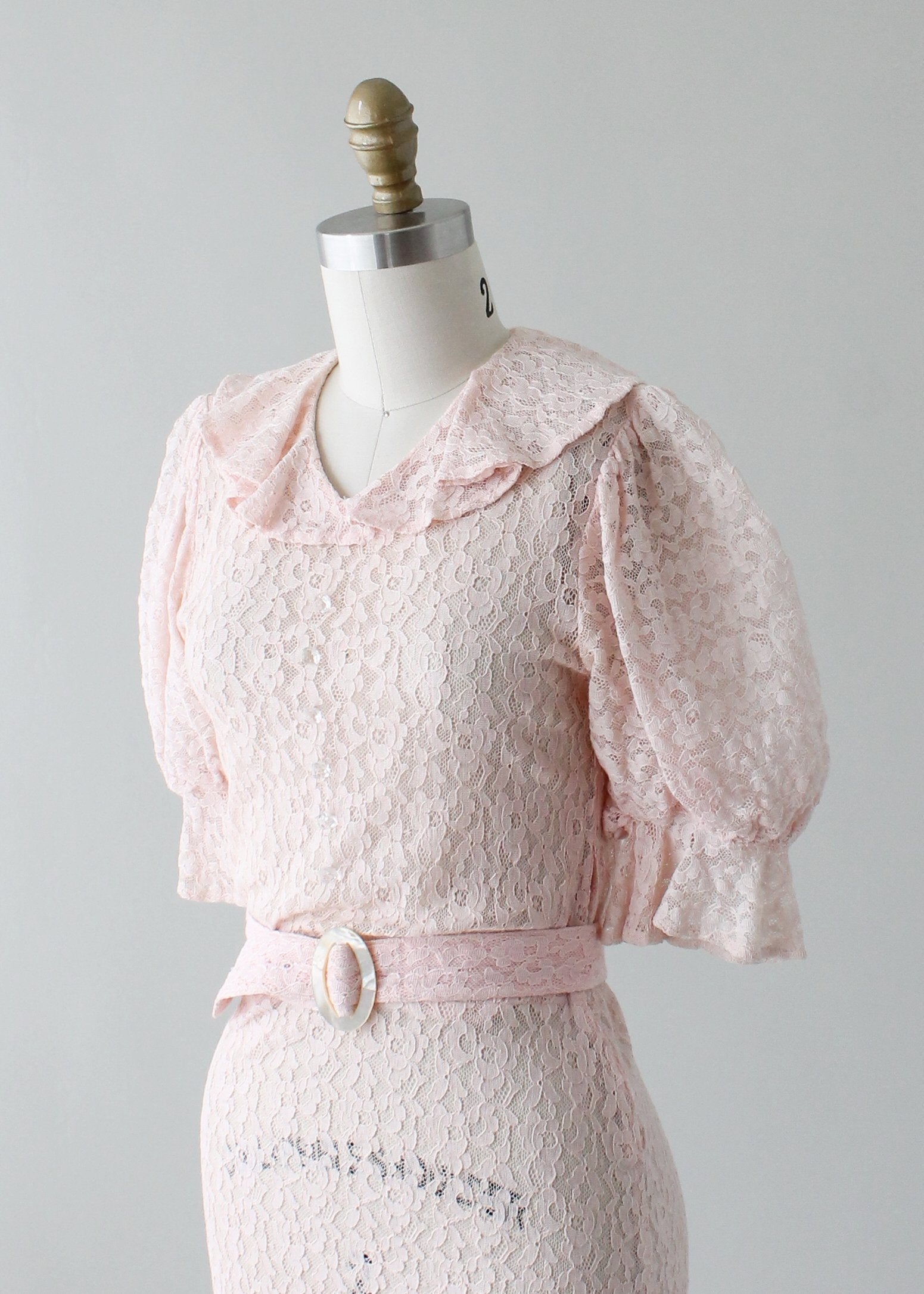 Vintage 1930s Pink Lace Art Deco Dress