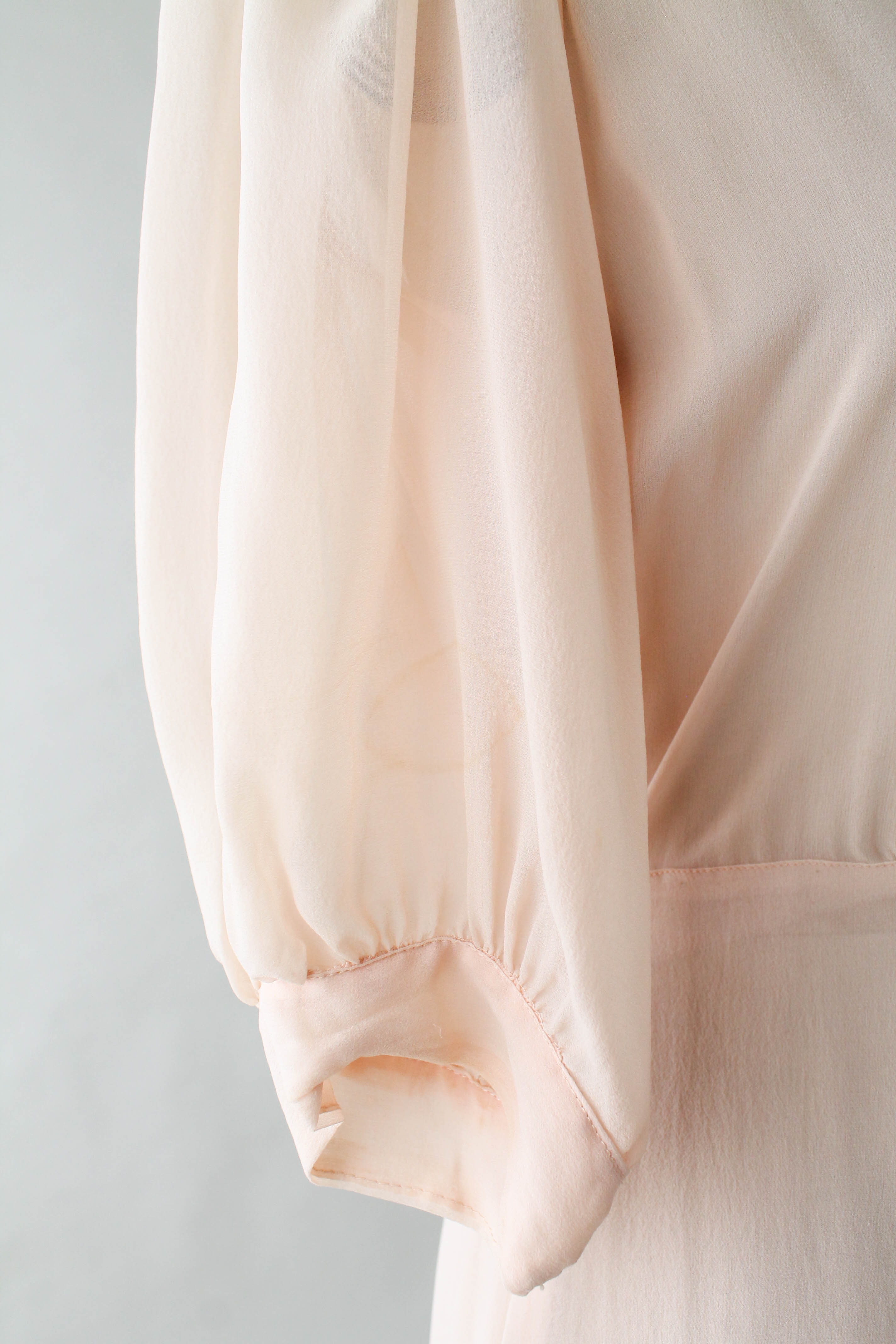 Vintage 1930s Peach Sheer Silk Crepe Day Dress
