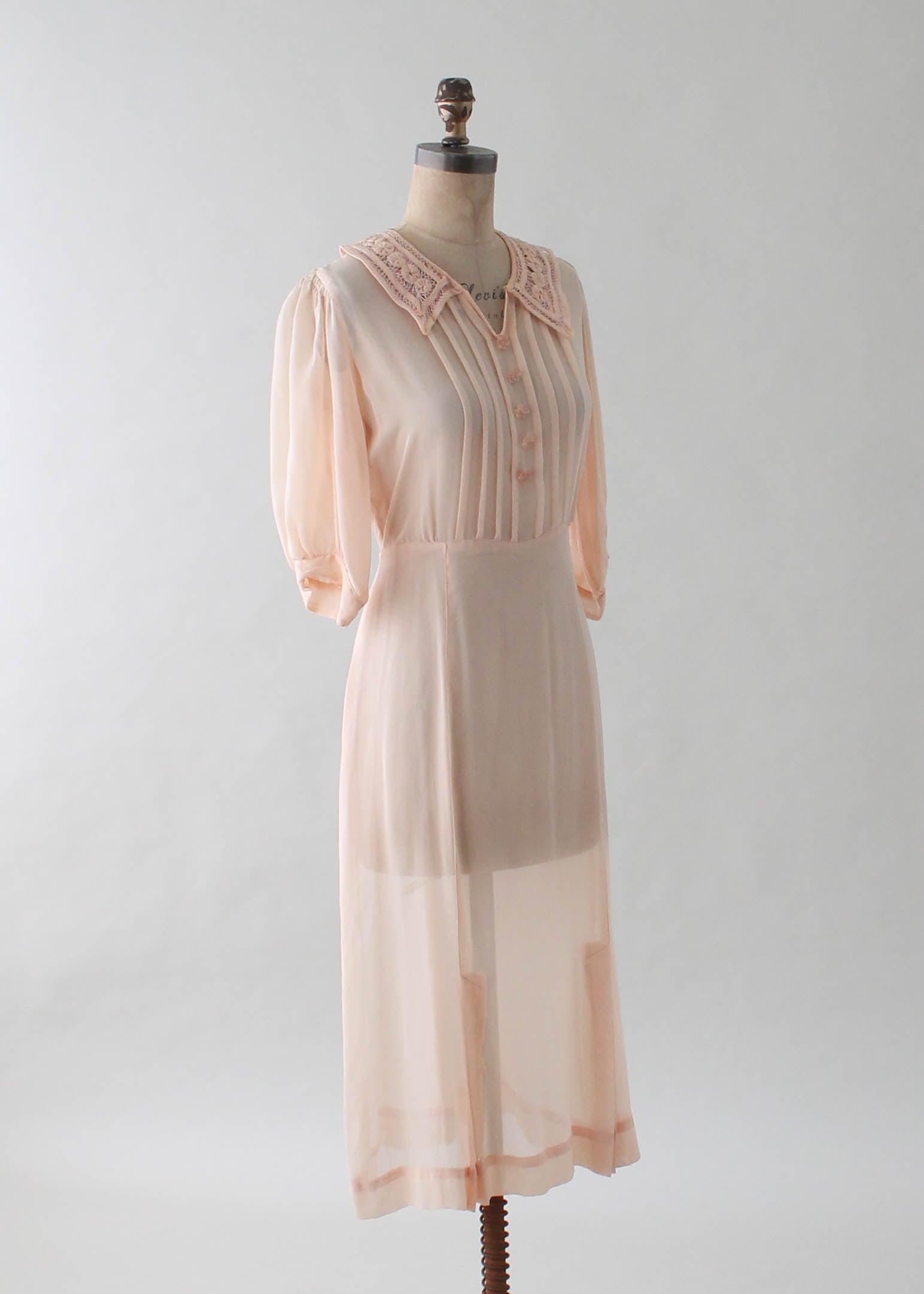 Vintage 1930s Peach Sheer Silk Crepe Day Dress