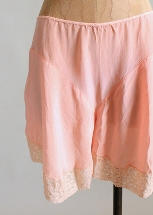 Vintage 1930s Pink Rayon and Lace Bra and Tap Pants Set