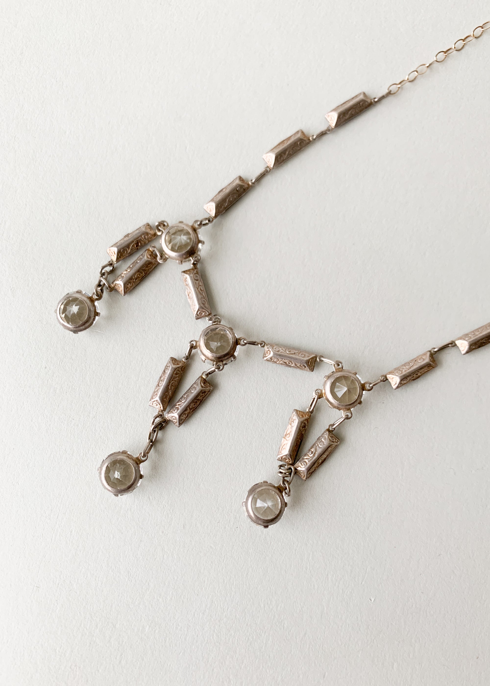 Vintage 1930s Deco Black and White Necklace
