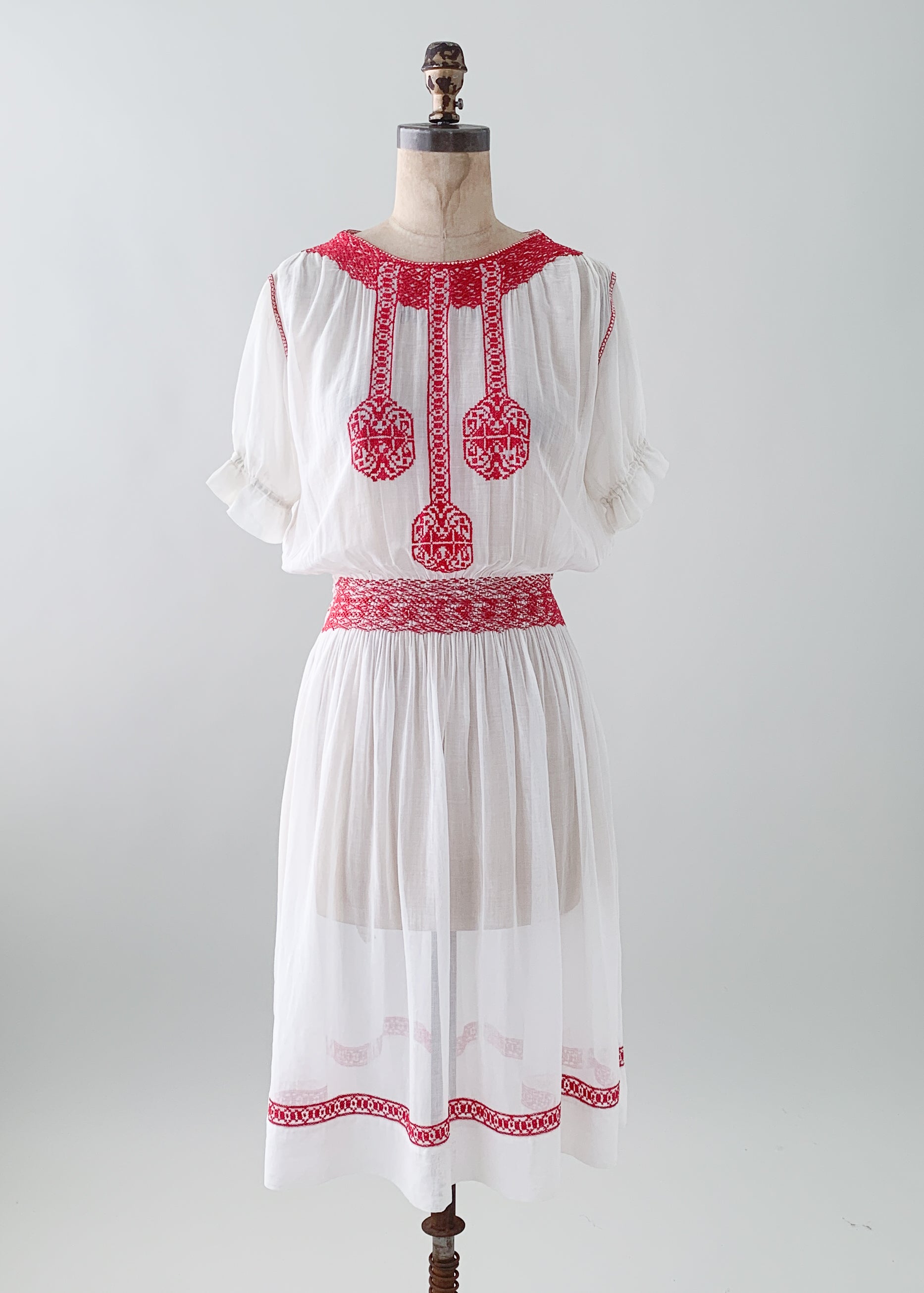 Vintage 1930s Embroidered Cotton Dress