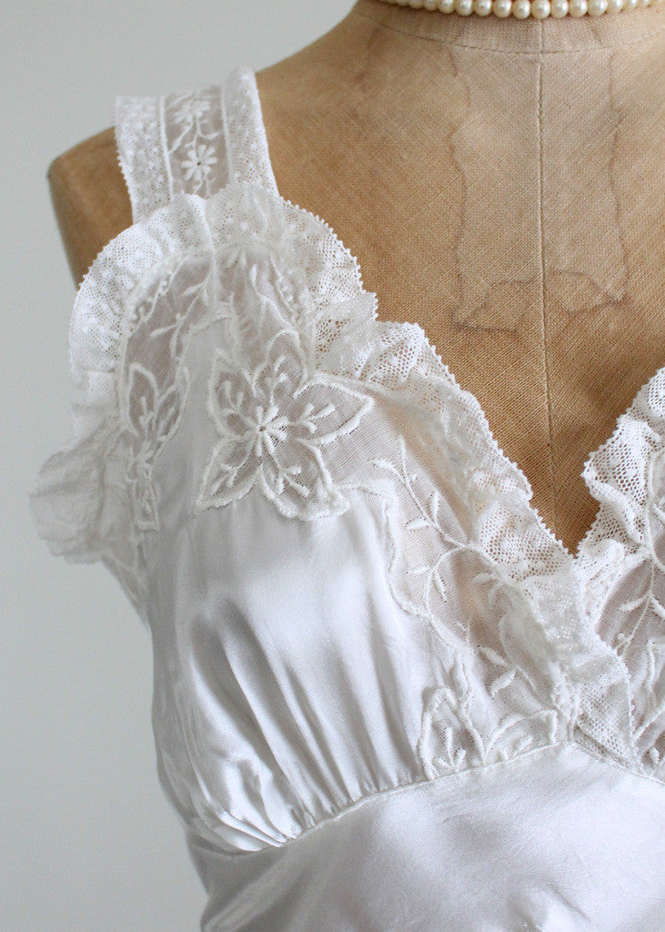 Vintage 1940s Forty Winks Silk and Lace Nightgown