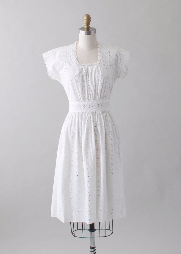white vintage dress Vintage 1940s White Eyelet Day Dress