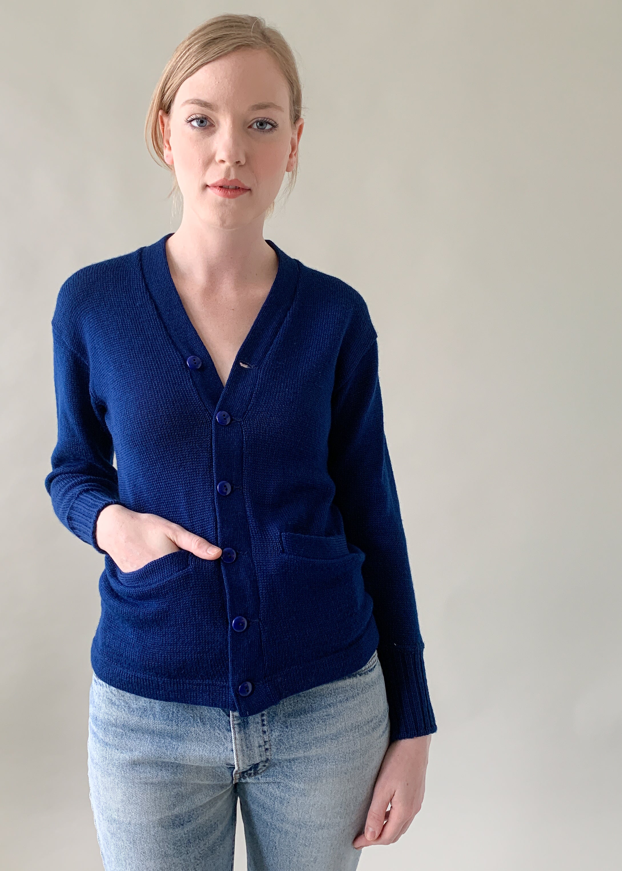 Vintage 1940s Blue Cardigan