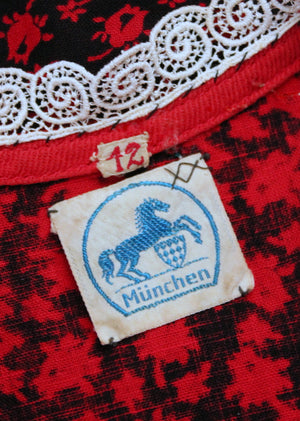 Vintage 1950s Munchen German Octoberfest Dress
