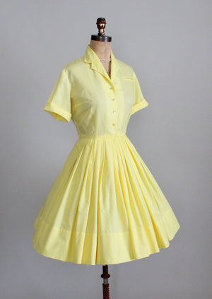 Vintage 1960s Texas shirtwaist day dress