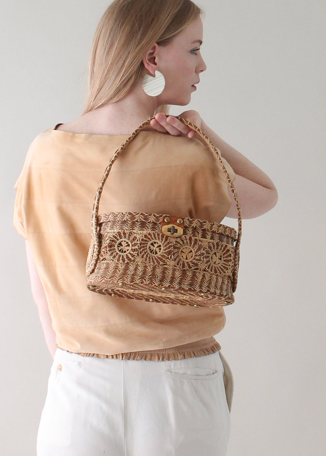 Vintage 1960s Woven Straw Basket Purse