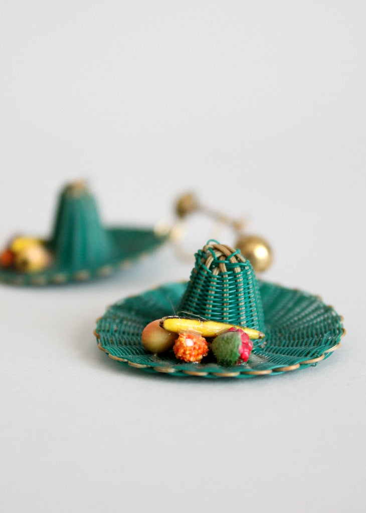 Vintage 1930s Straw Hat Novelty Earrings