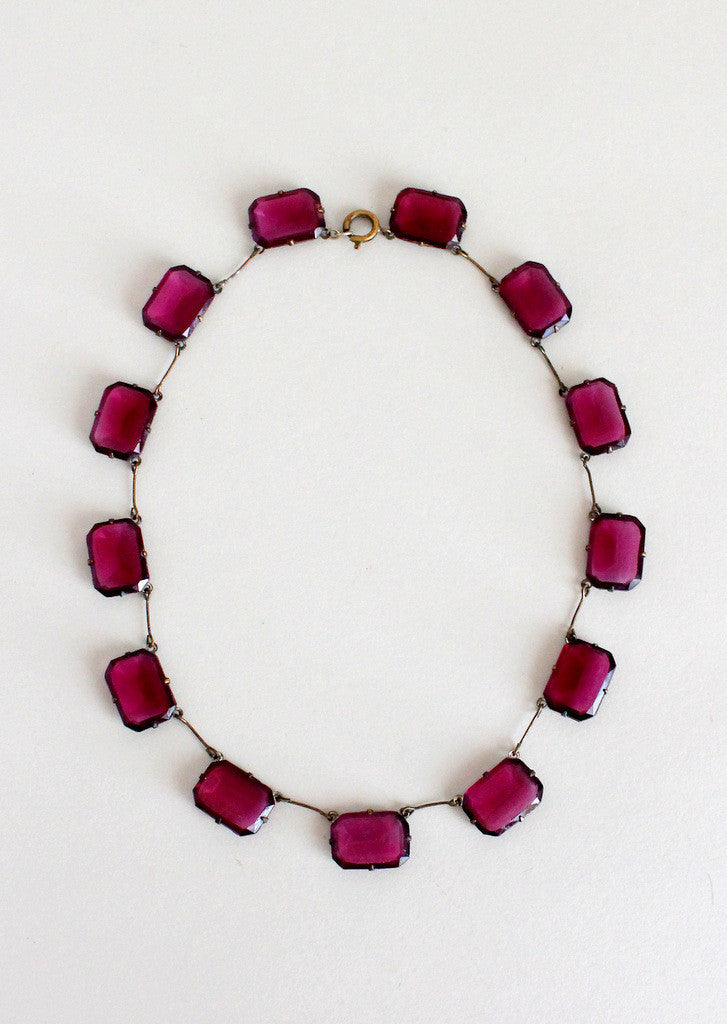 Vintage 1930s Art Deco Plum Glass Necklace