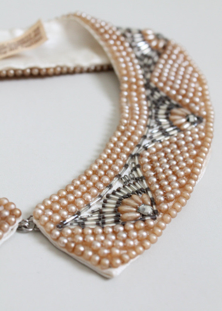 Vintage 1960s pearl beaded collar