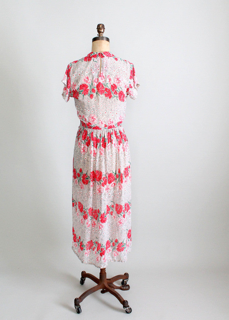 Vintage 1940s floral rayon dress