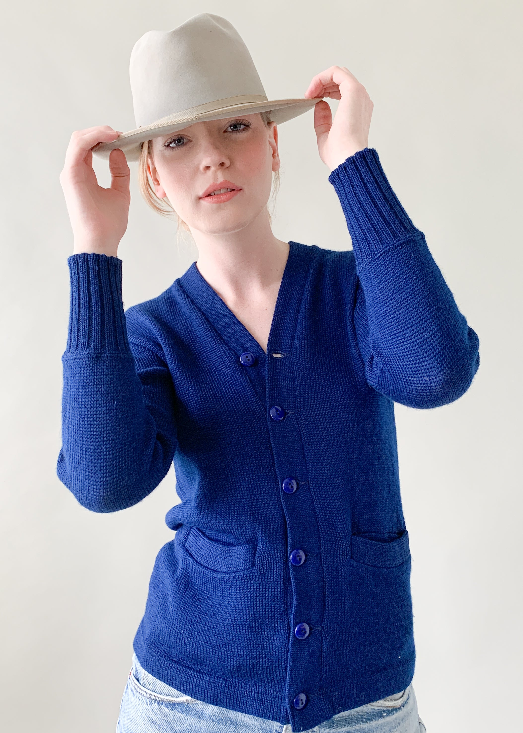 Vintage 1940s Blue Cardigan