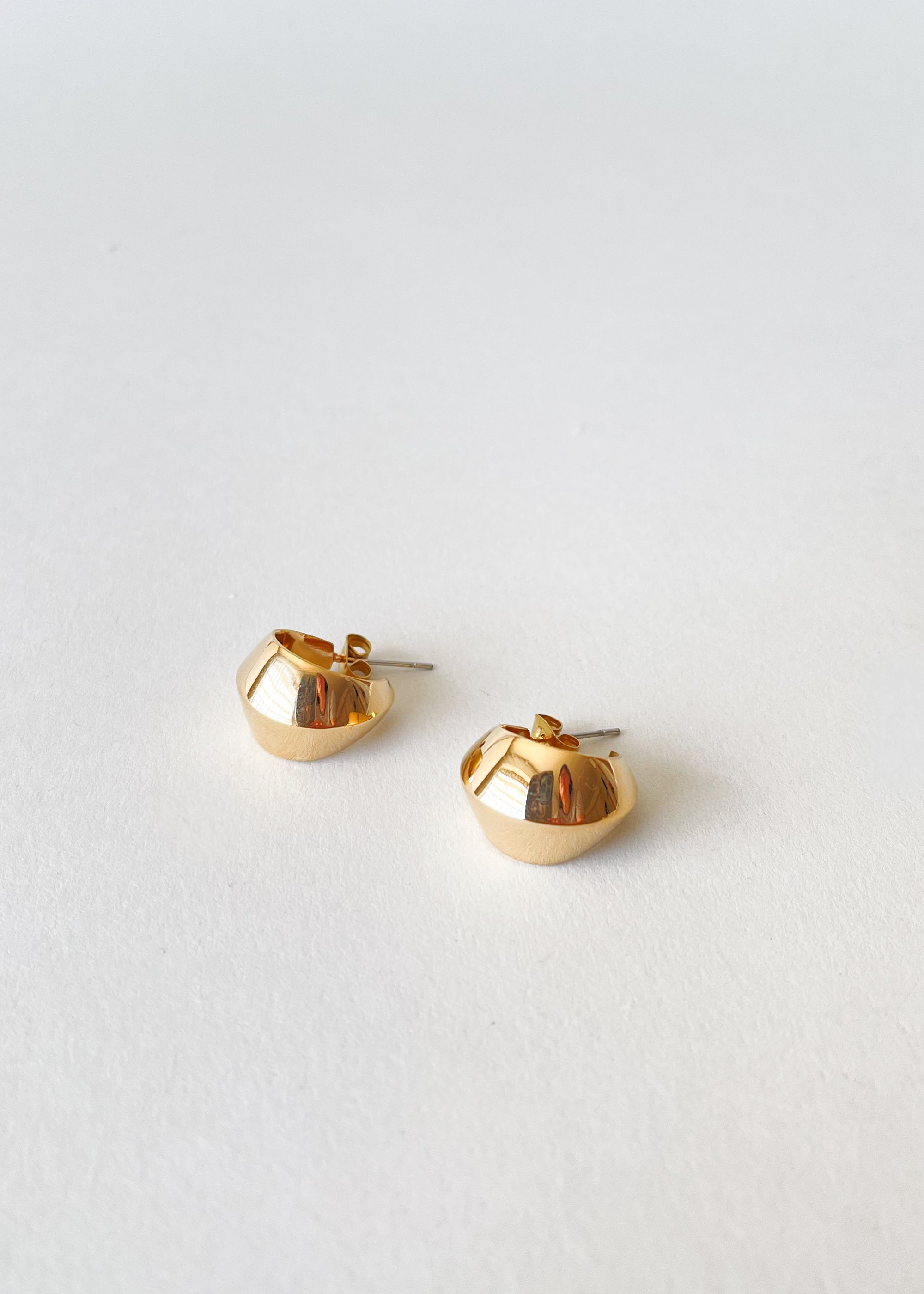 Ivara Mini Hoops