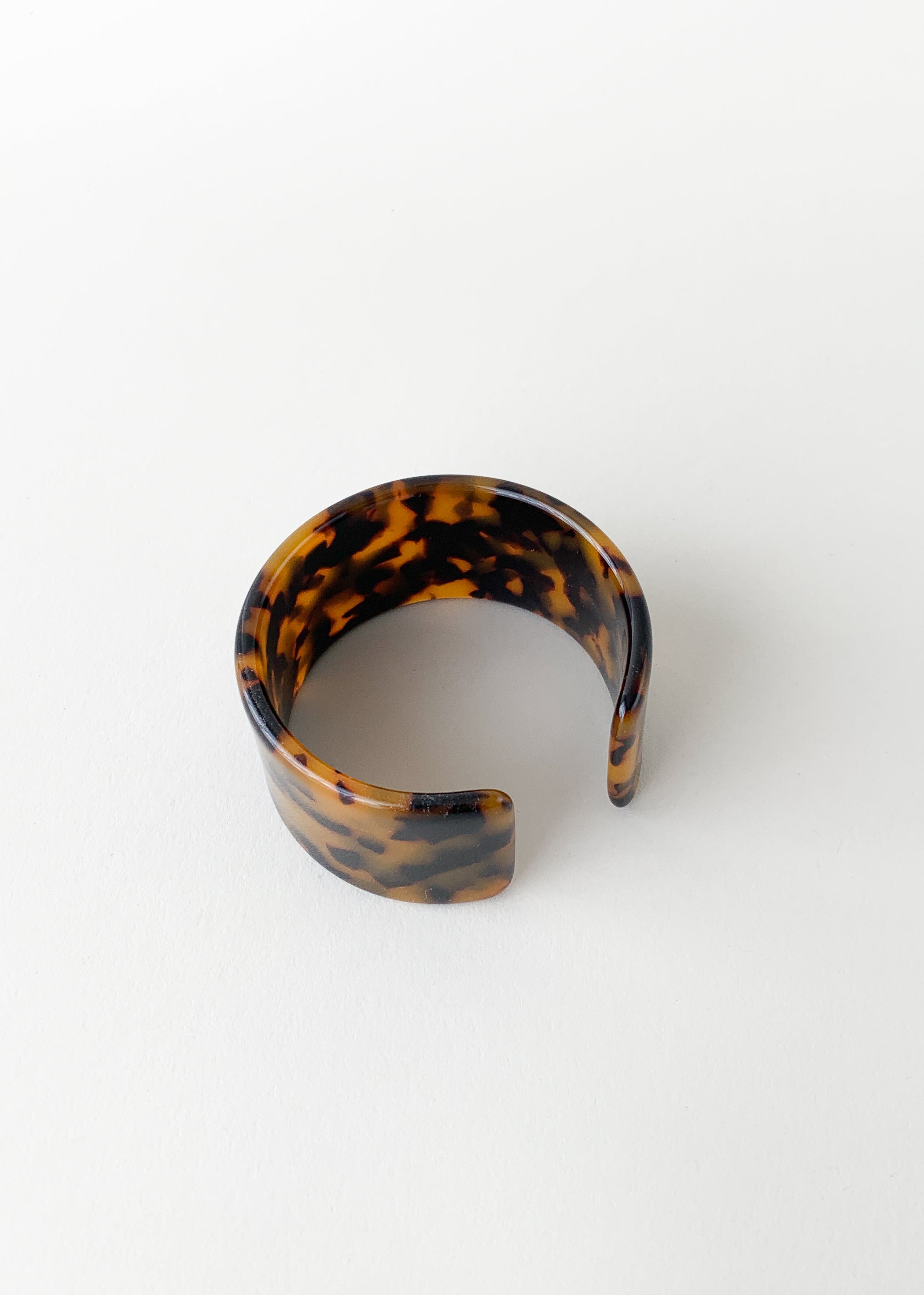 Machete Wide Cuff in Classic Tortoise