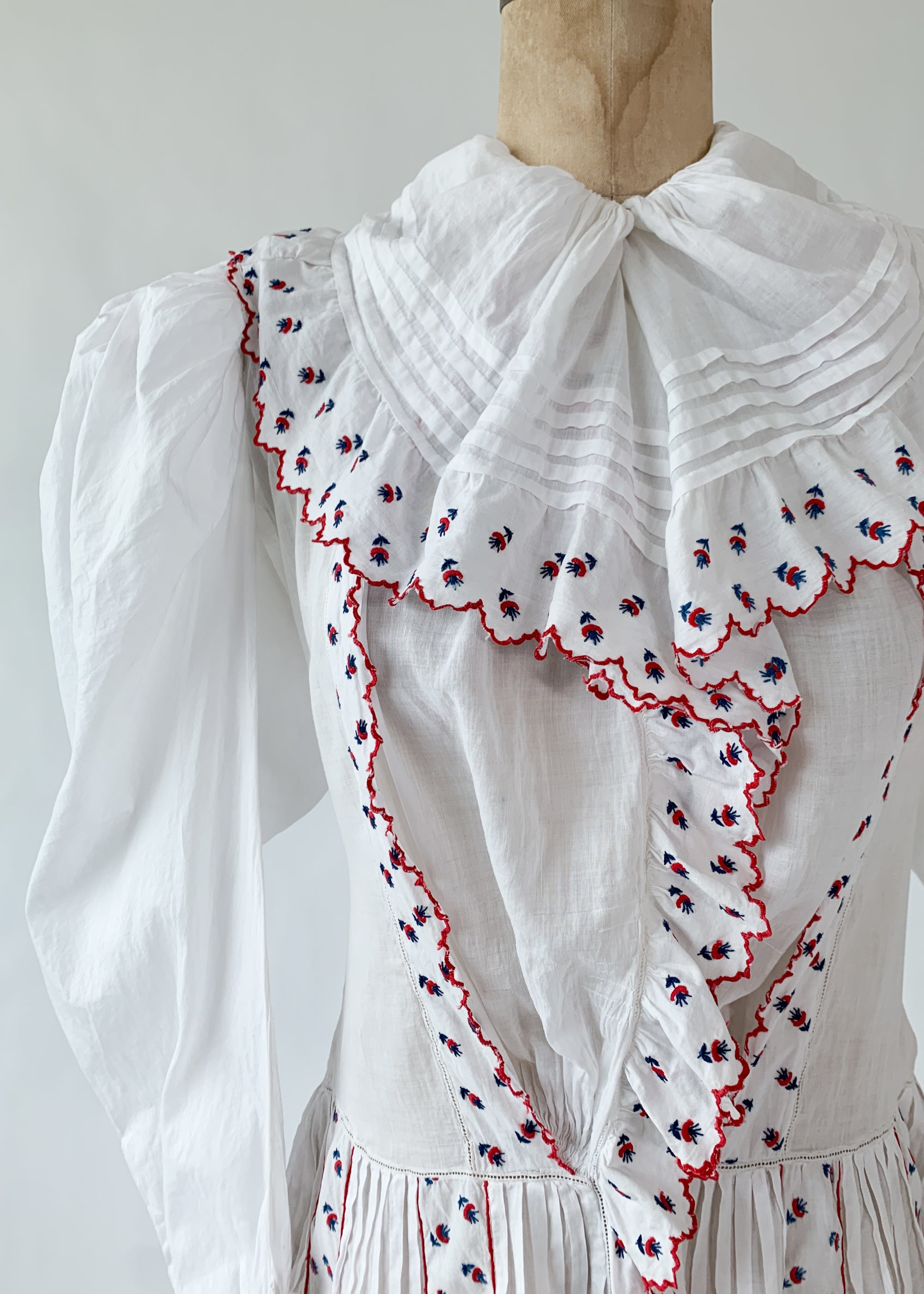 Antique Edwardian Embroidered Puff Sleeve Shirt