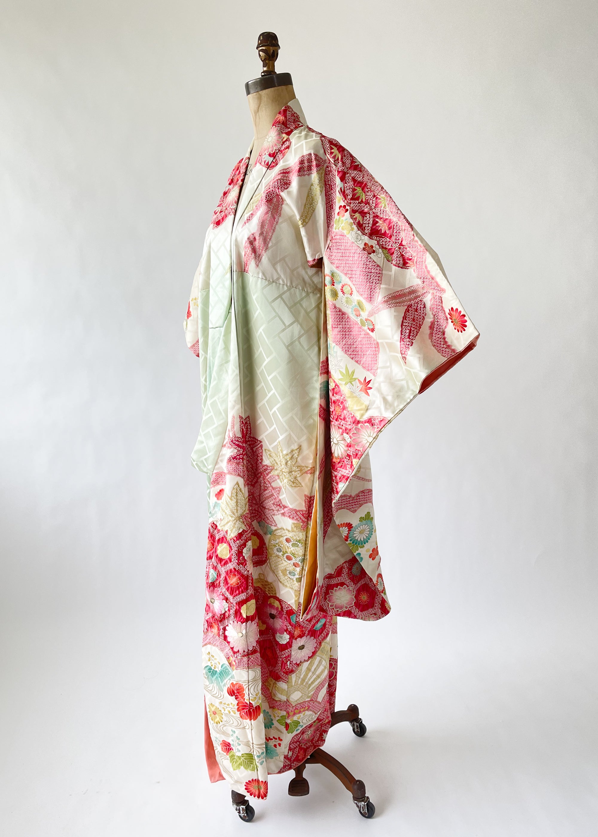 Vintage 1920s Hand-painted Kimono