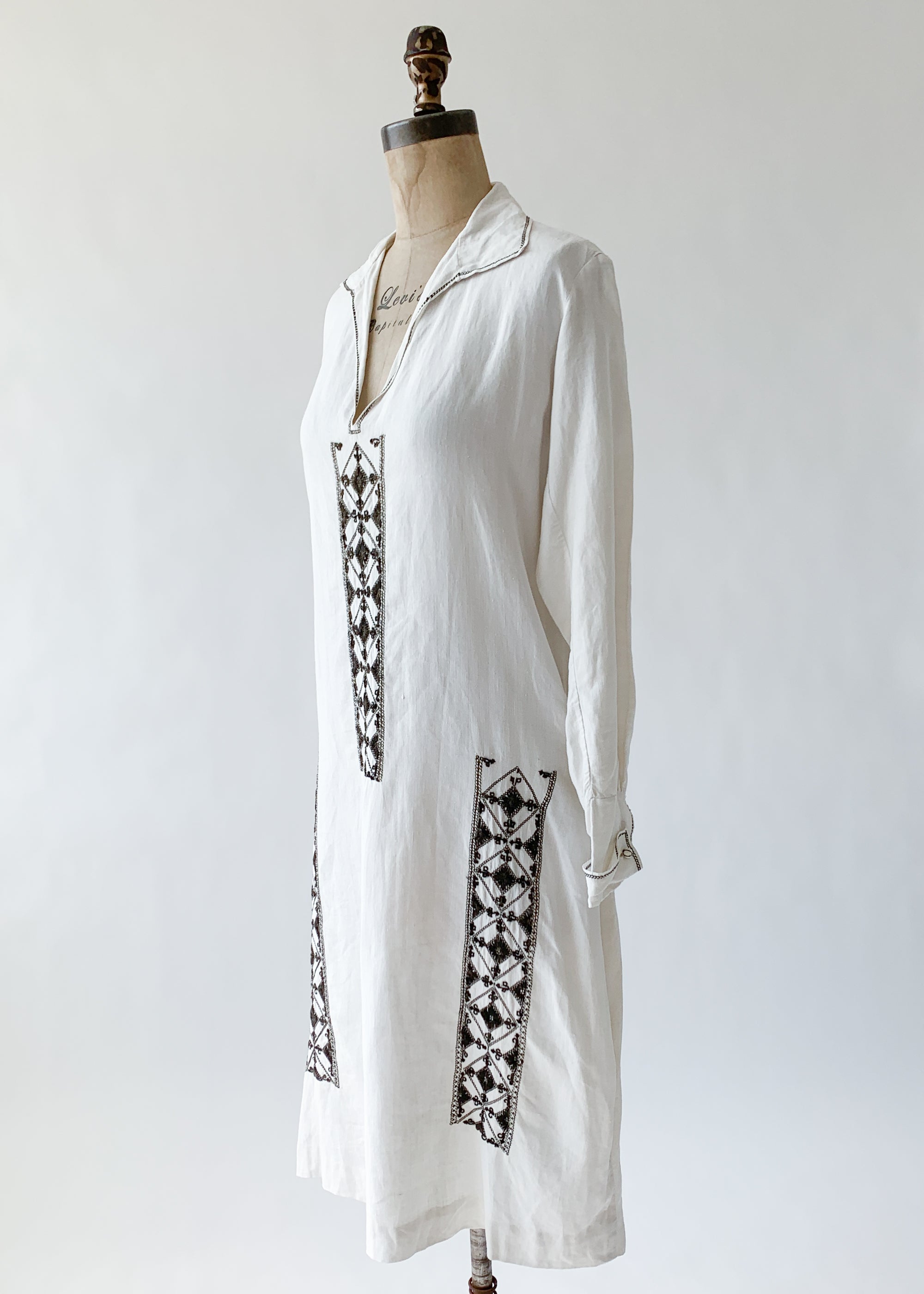 Vintage 1920s Arts and Crafts Linen Dress