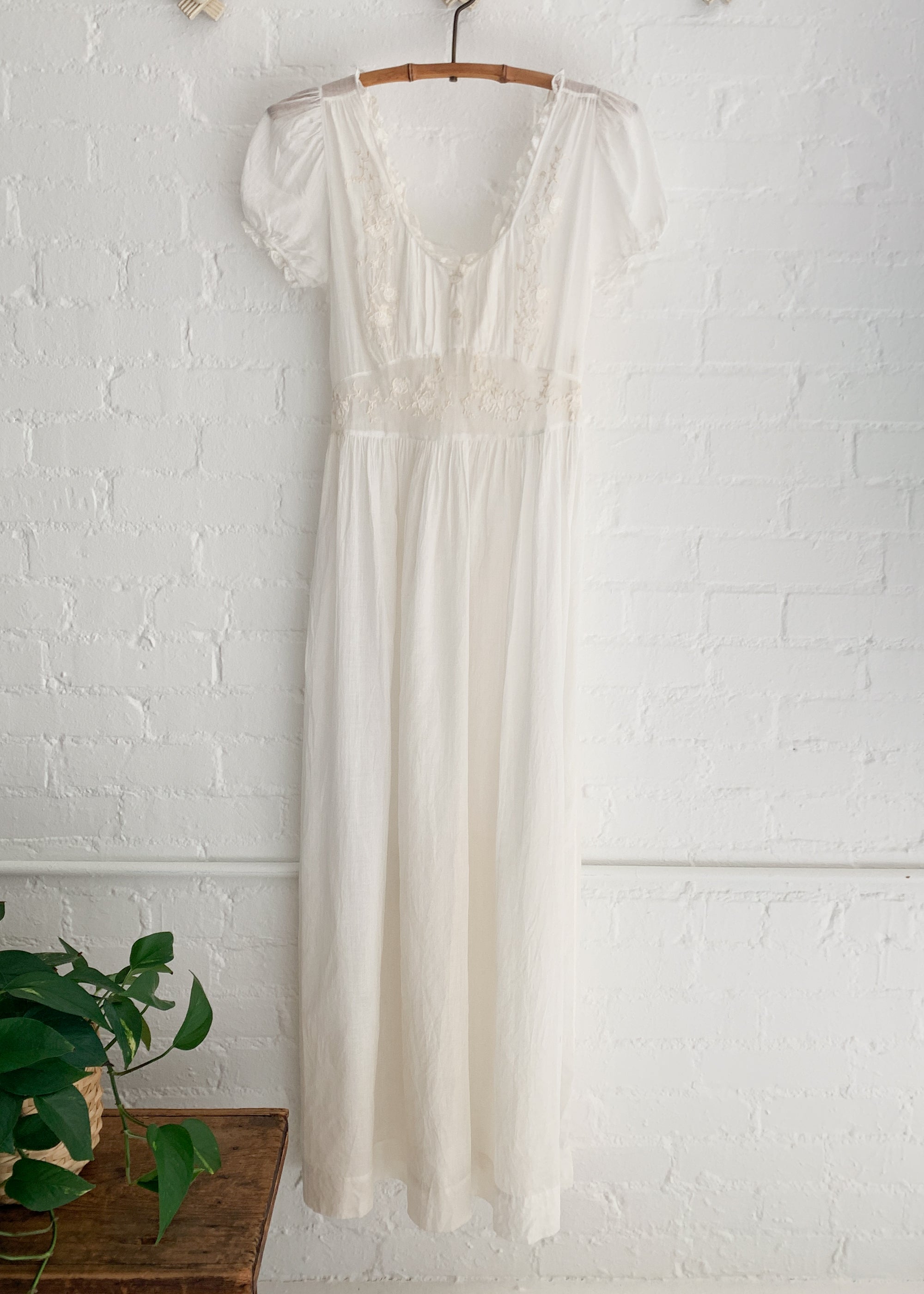 Vintage 1940s Sweetheart Cotton Dress