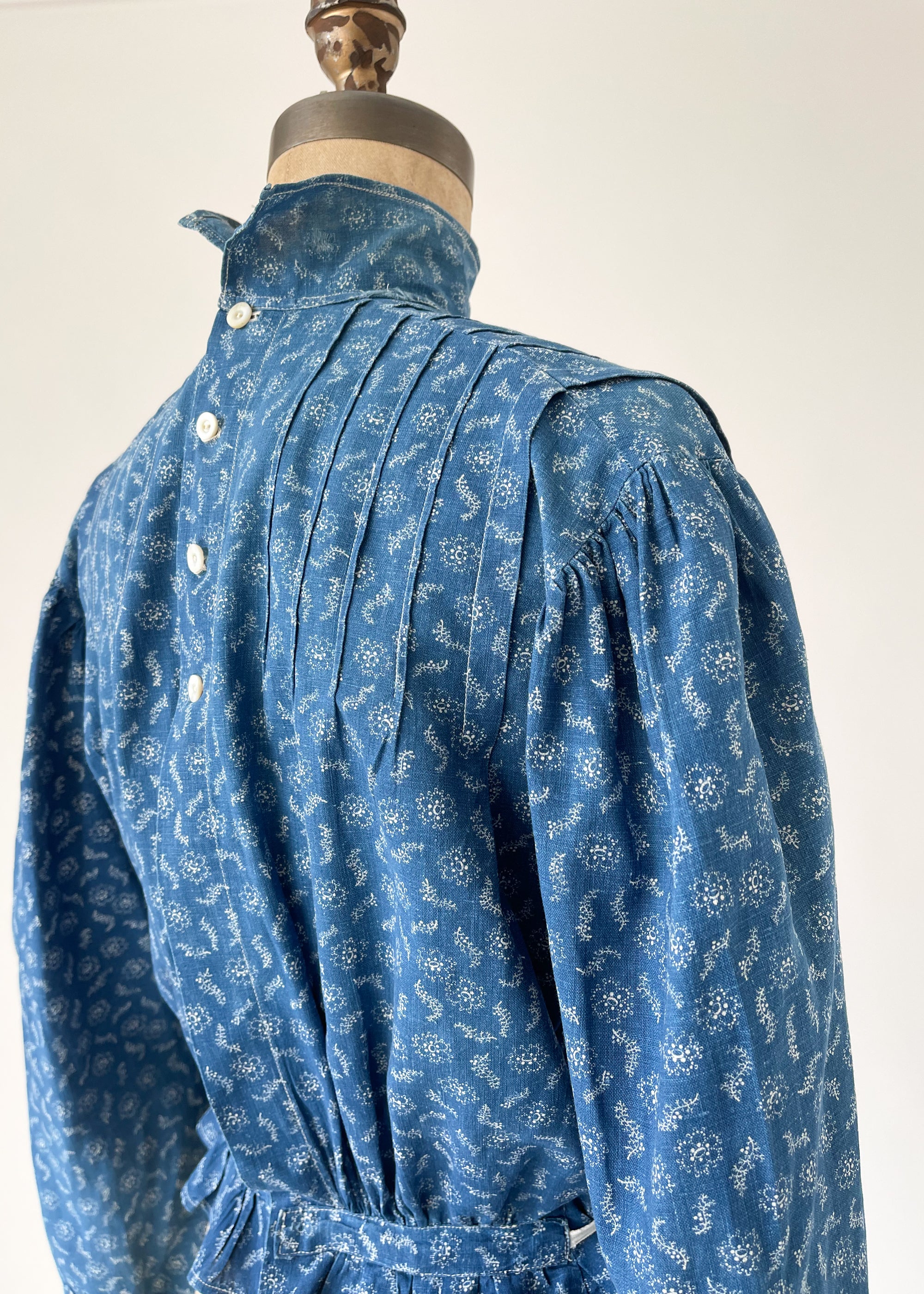 Antique 1800s Indigo Calico Blouse