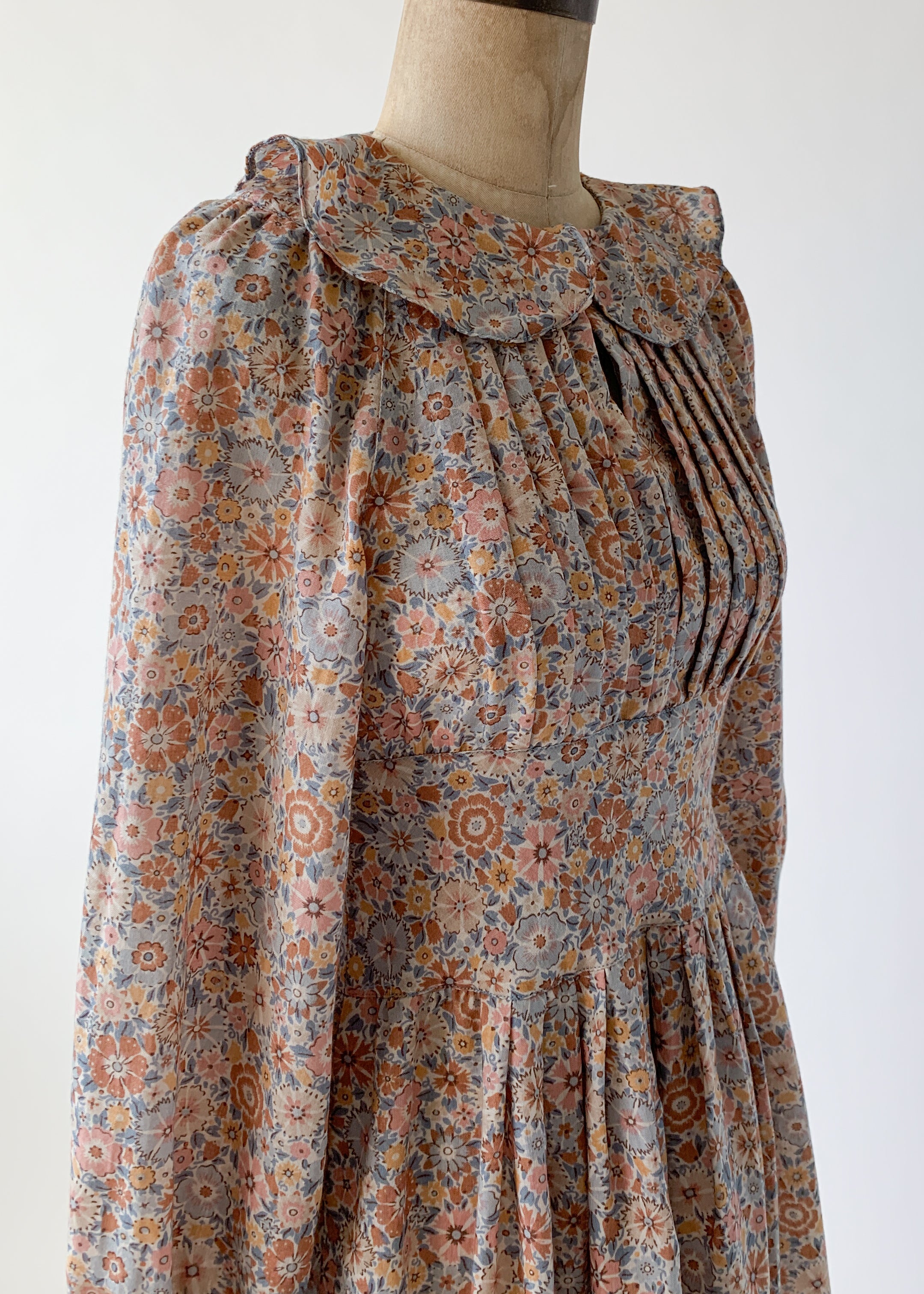 Vintage 1970s Albert Nippon Wool Dress