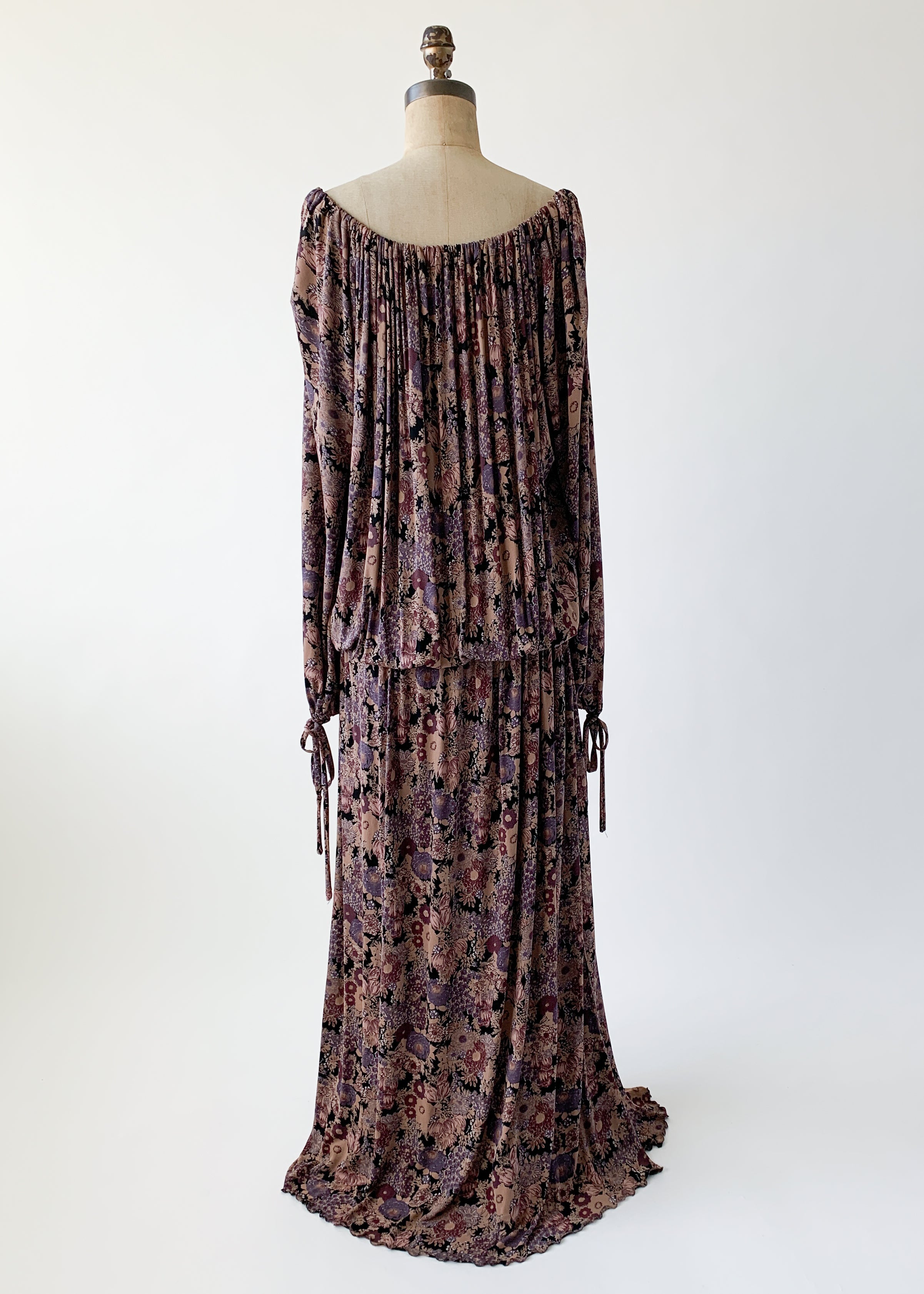 Vintage 1970s Quorum Floral Dress