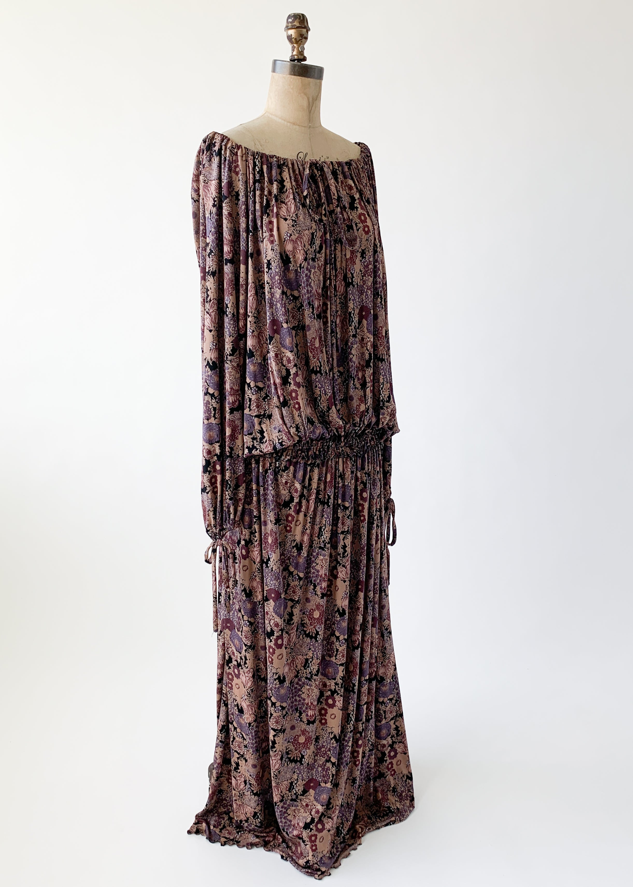 Vintage 1970s Quorum Floral Dress