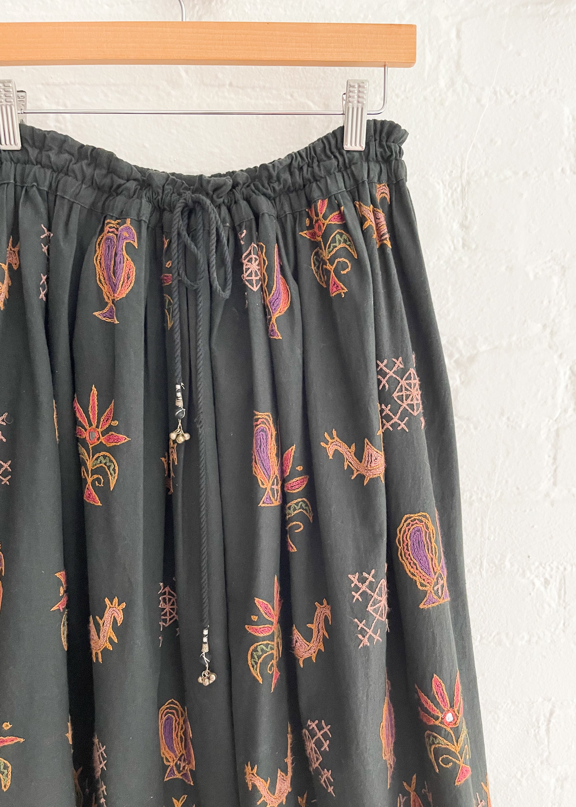 Vintage 1980s Embroidered Indian Skirt