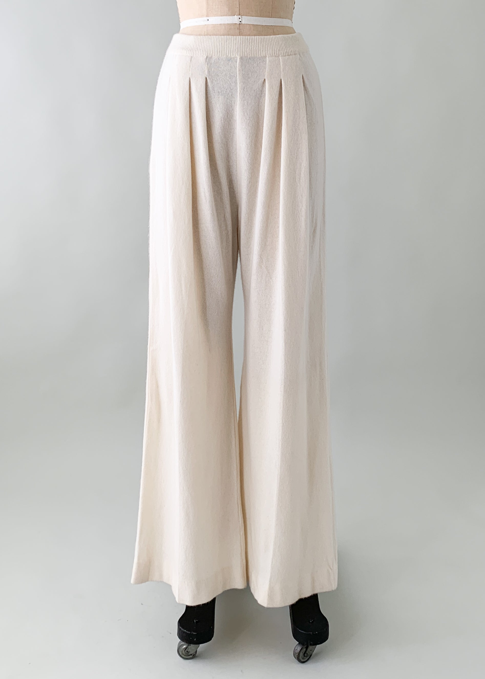 Vintage 1980s Oscar de la Renta Cashmere Sweater Pants