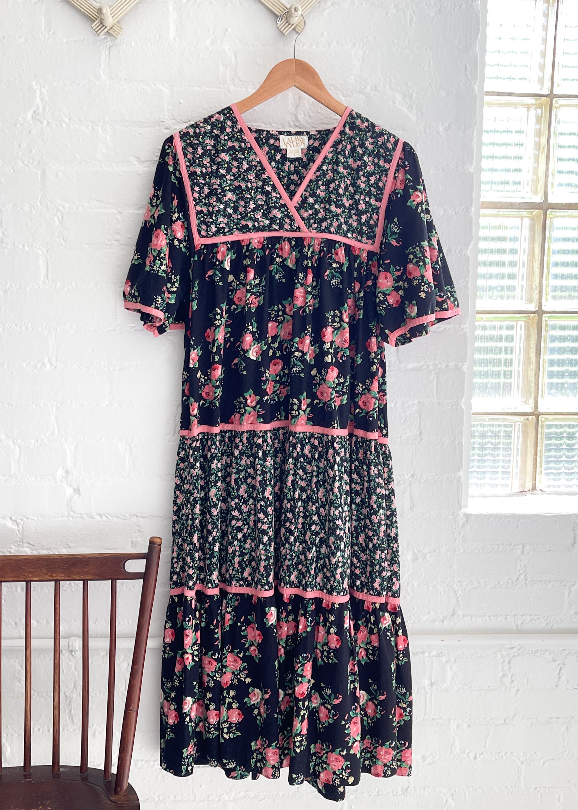 Vintage 1980s Floral Trapeze Dress