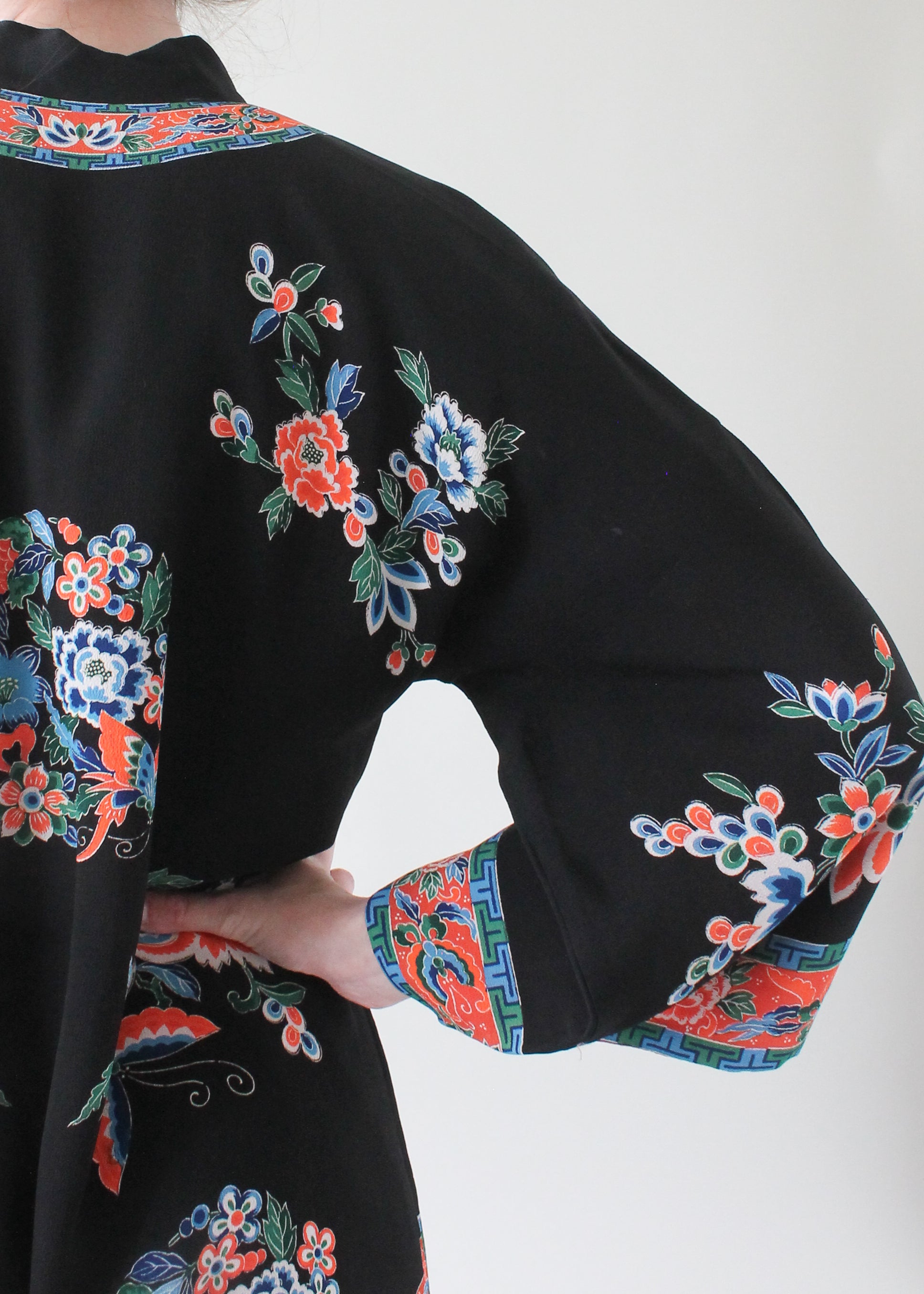 Vintage 1930s Chinese Printed Silk Jacket