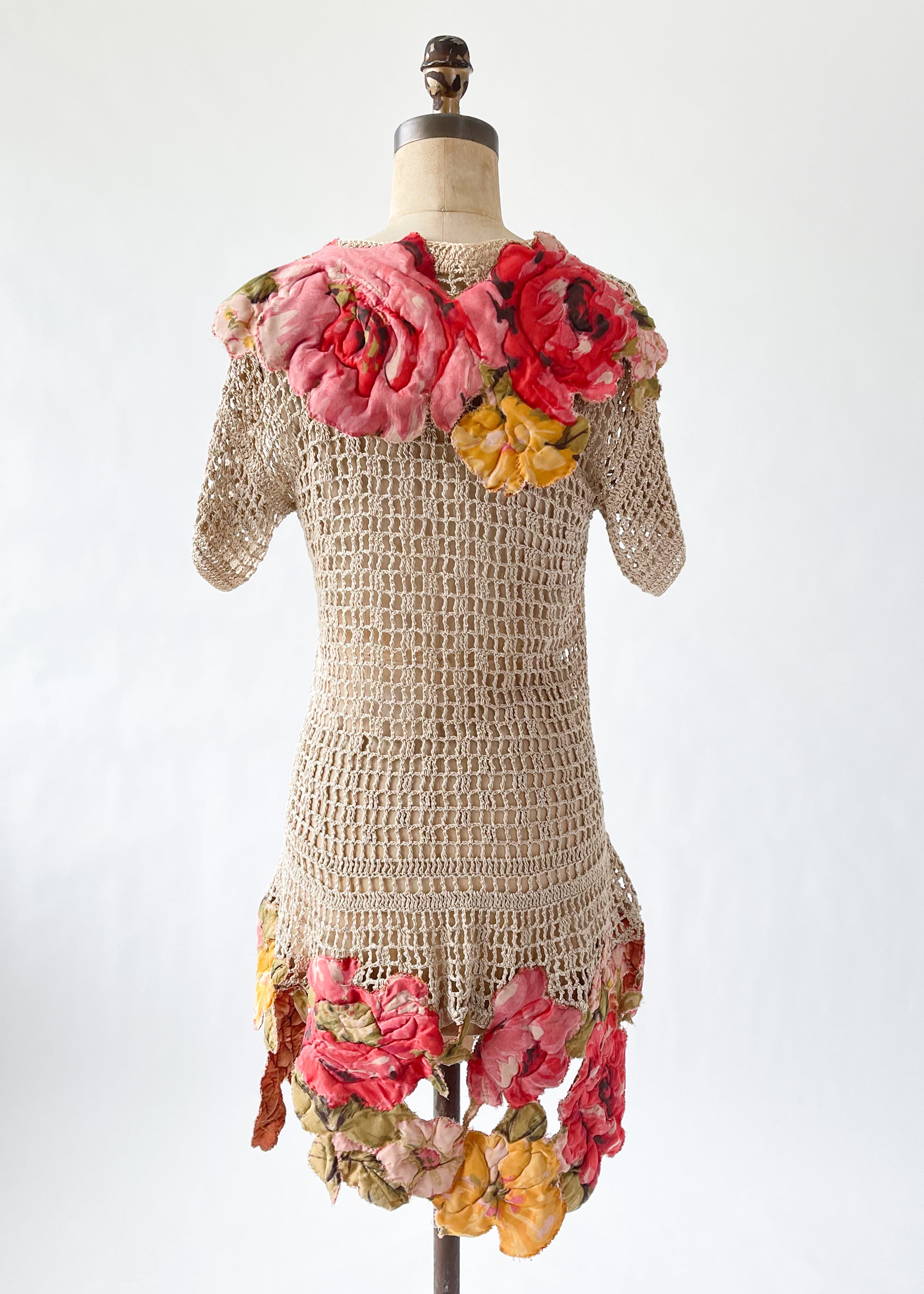 Vintage Crochet Cardigan with Bold Flowers