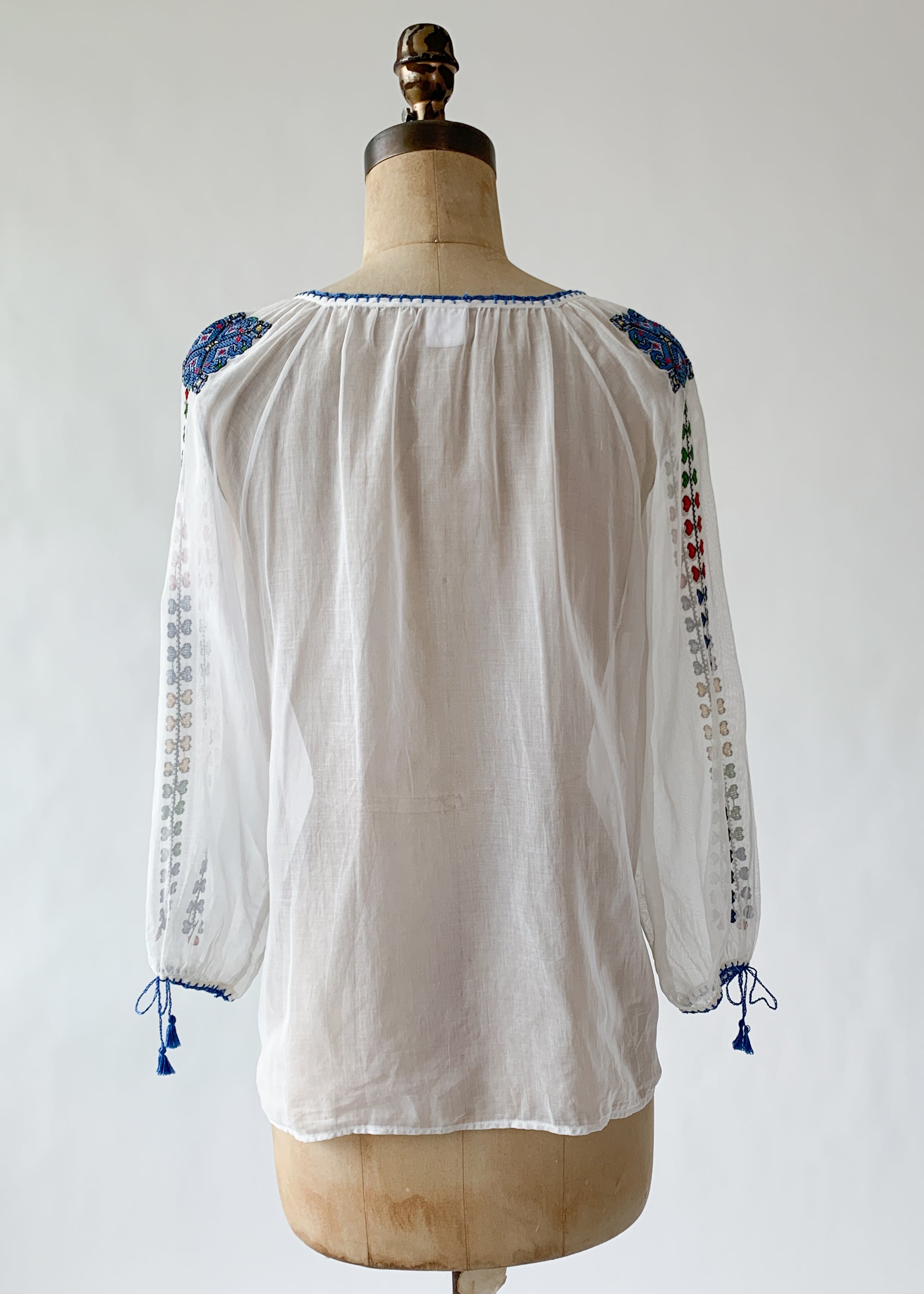 Vintage 1970s Yugoslavian Embroidered Cotton Top