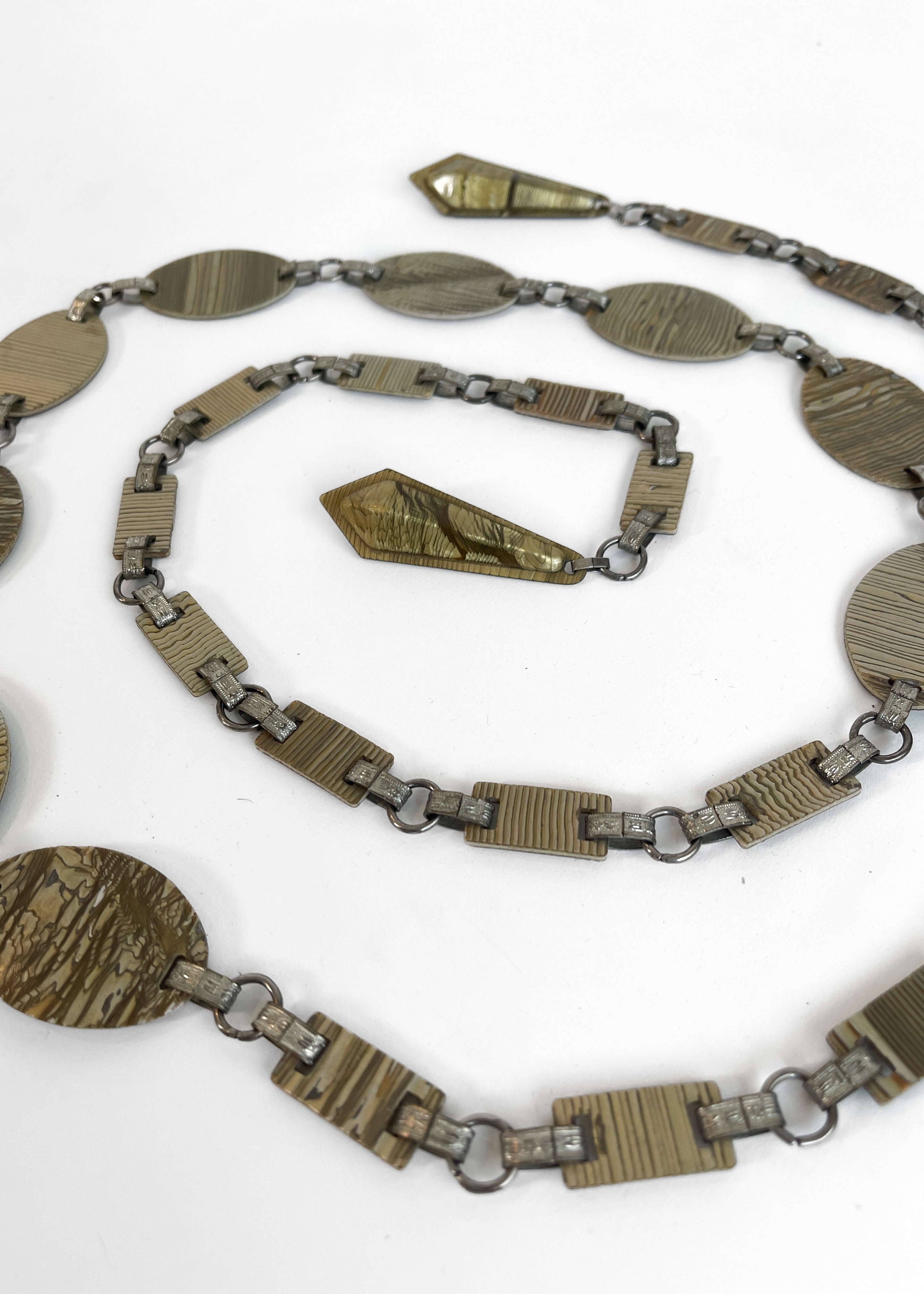 1920s Celluloid Link Belt