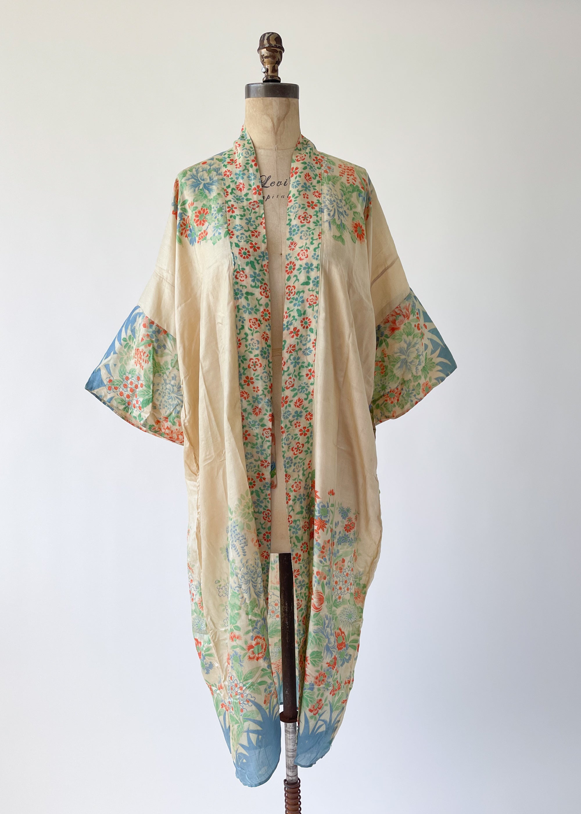 Vintage 1920s Floral Pongee Silk Robe