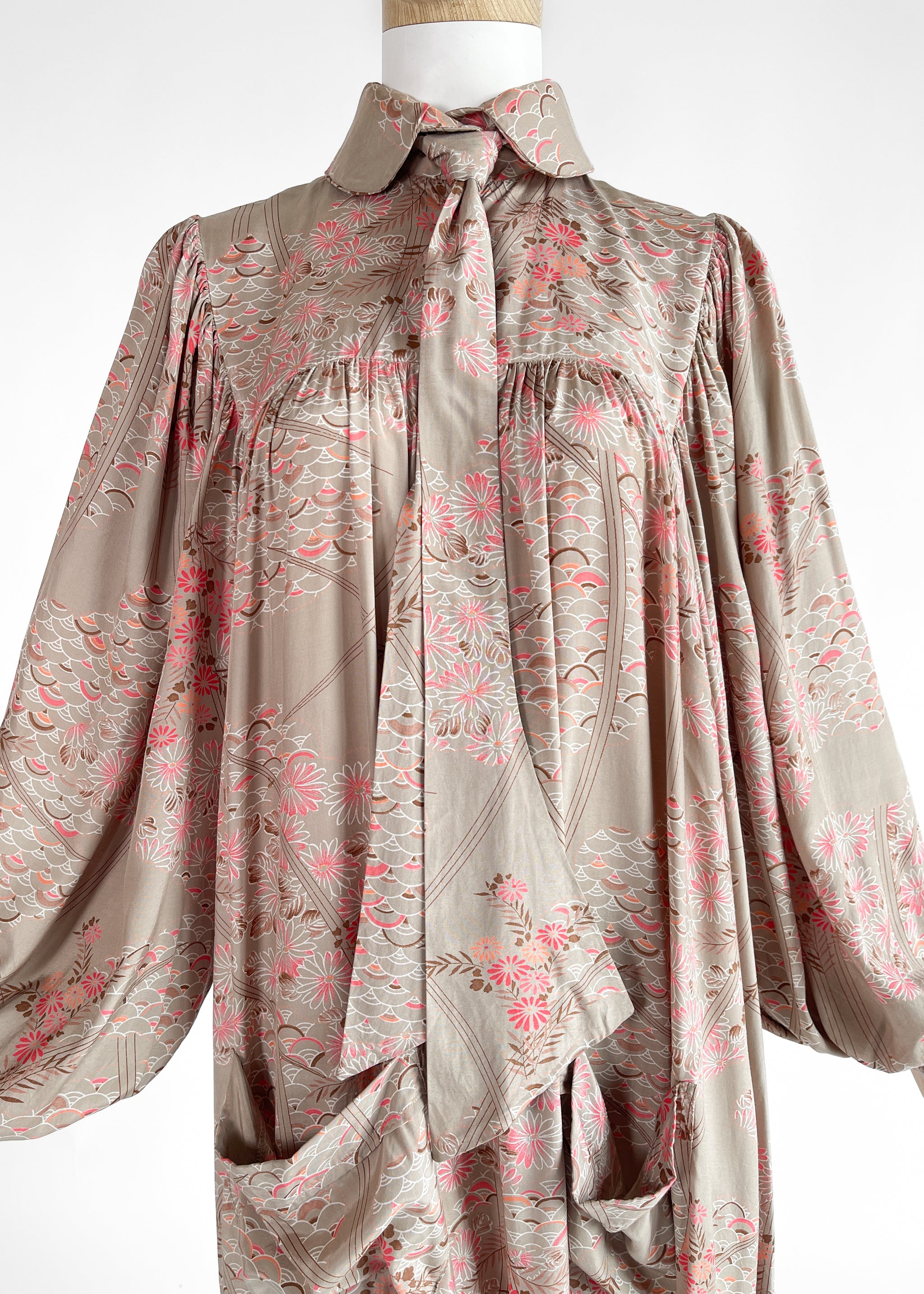 1970s Droopy & Browns Asian Print Dress 1970s Droopy & Browns Asian Print Dress