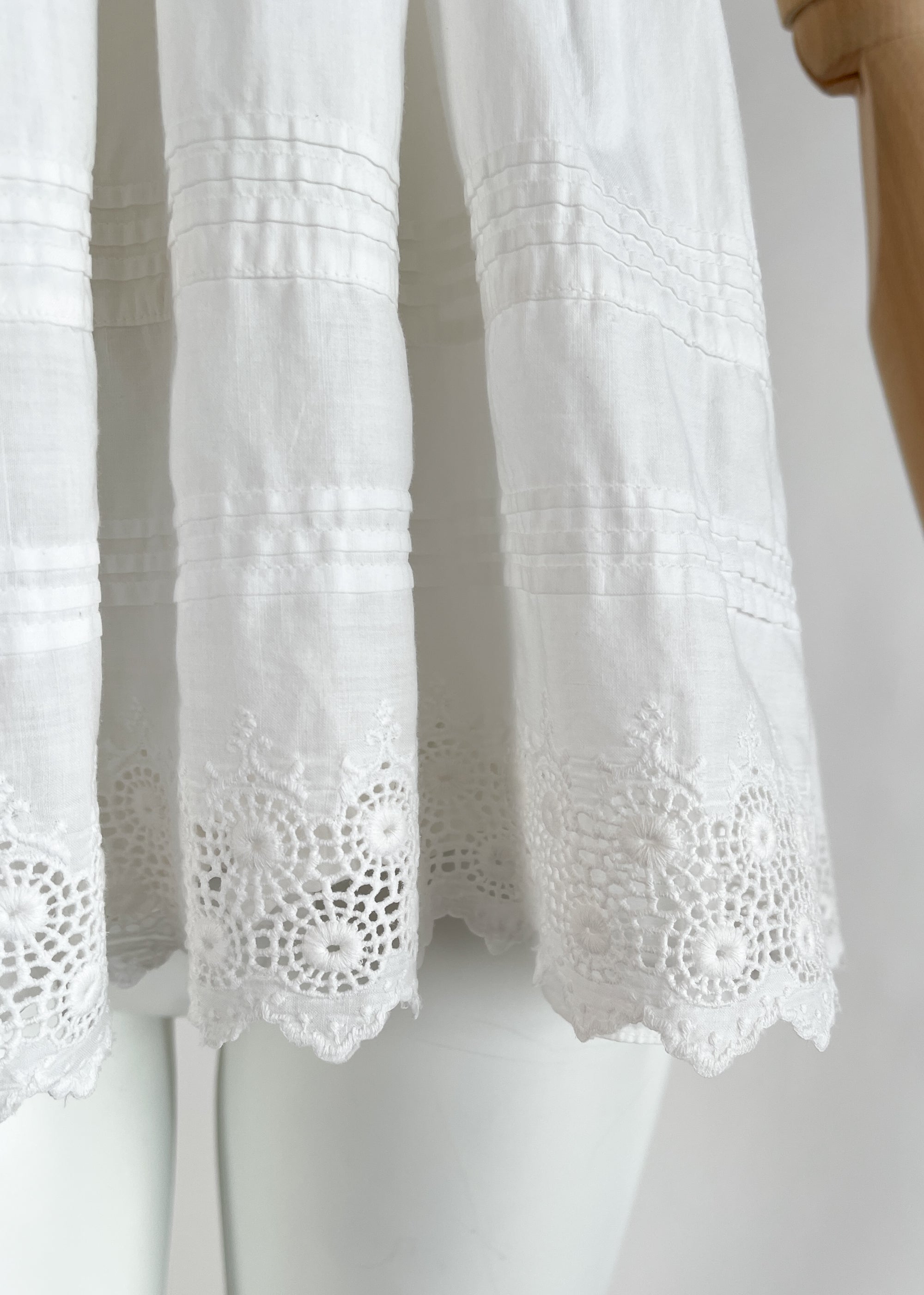 REMARCHER Antique Cotton and Lace Top