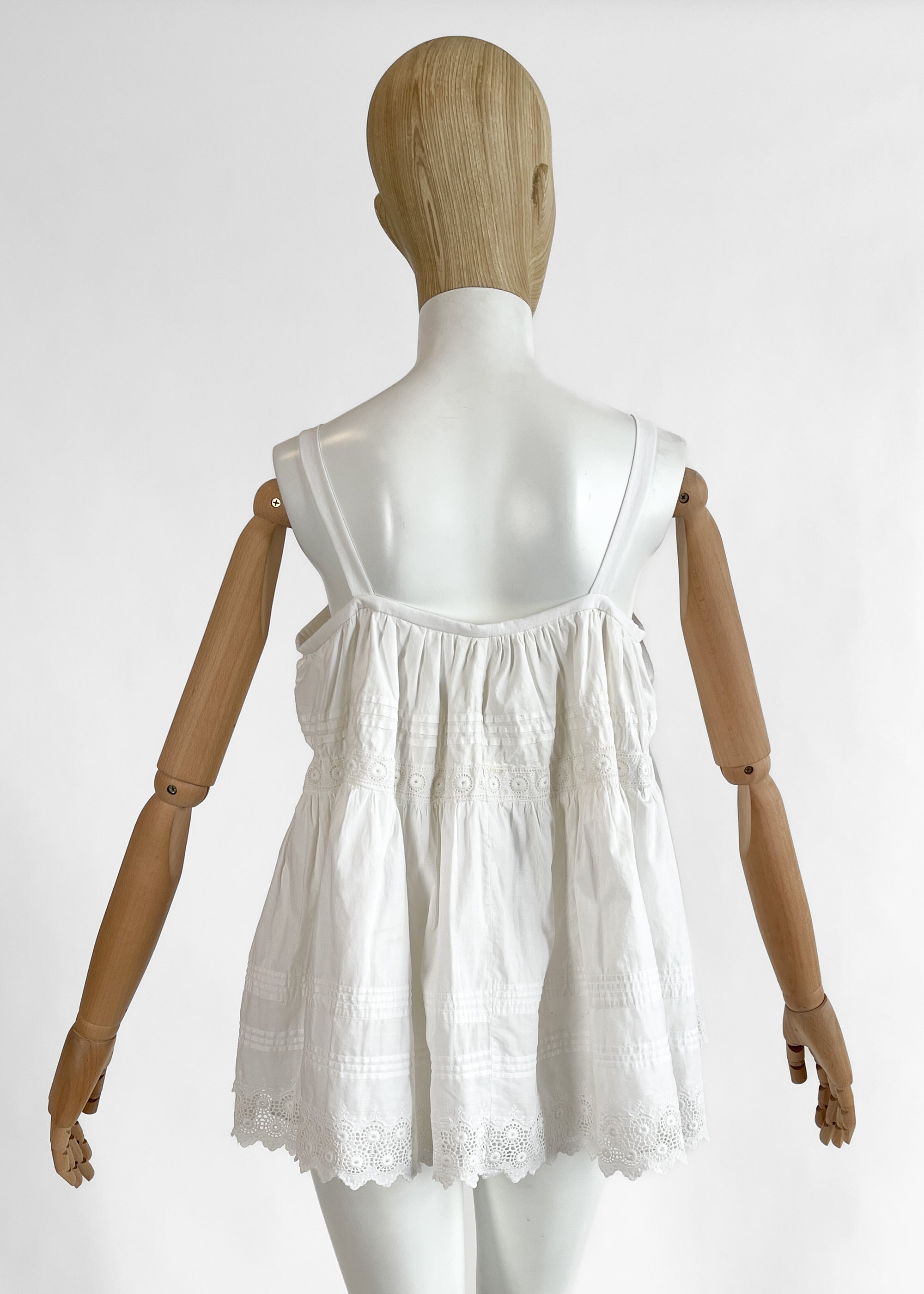 REMARCHER Antique Cotton and Lace Top