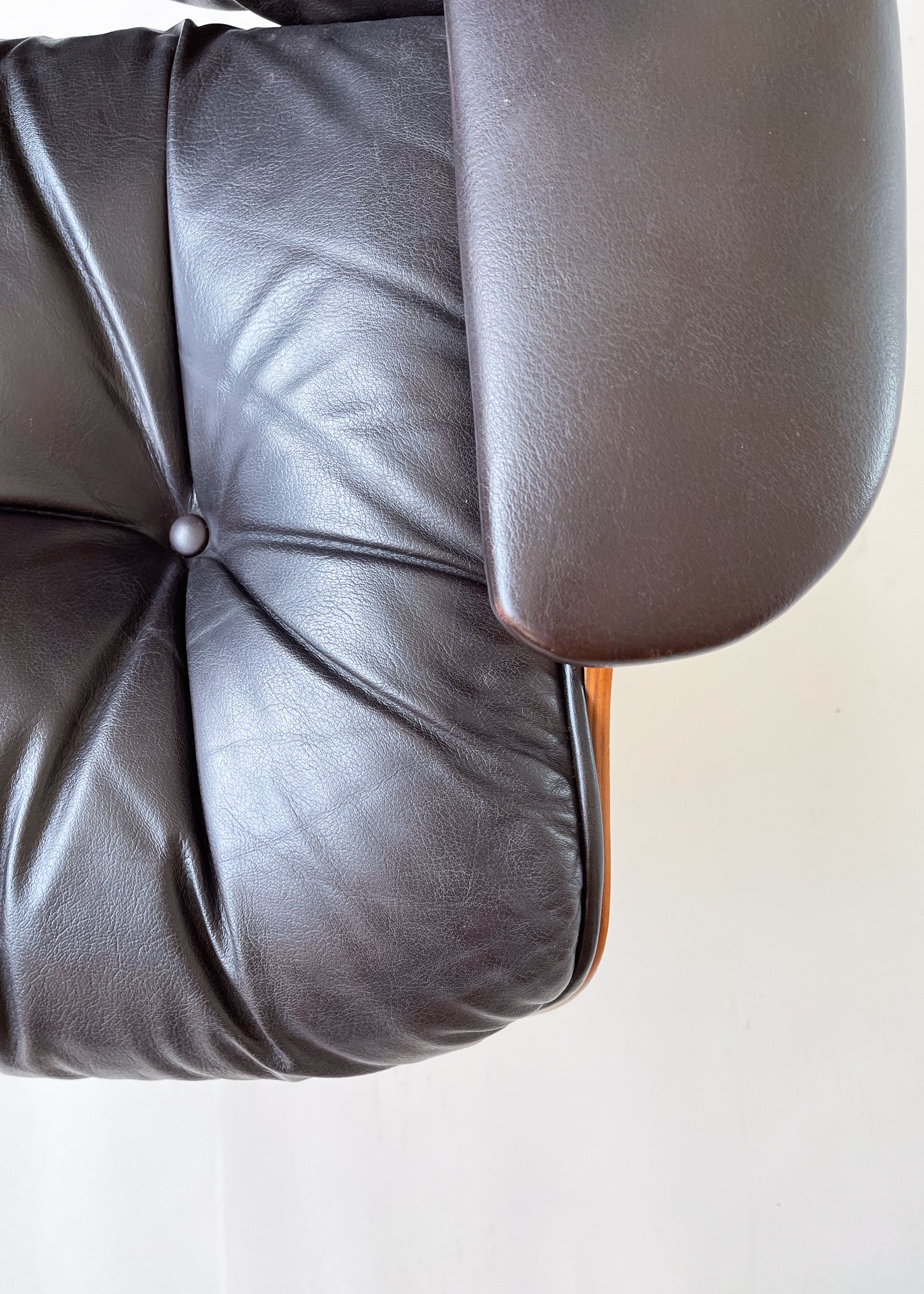 Vintage 1970s Eames Style Lounge Chair